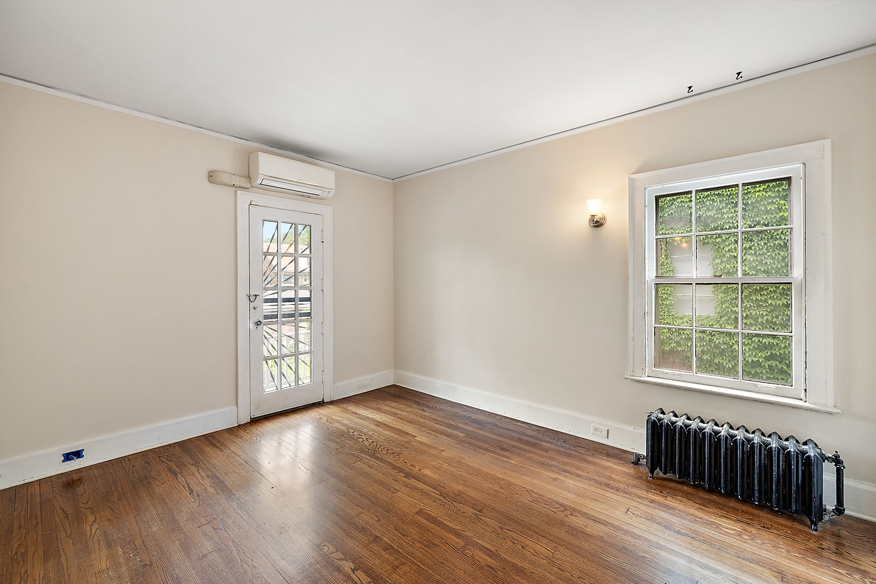 2304 Longfellow Street