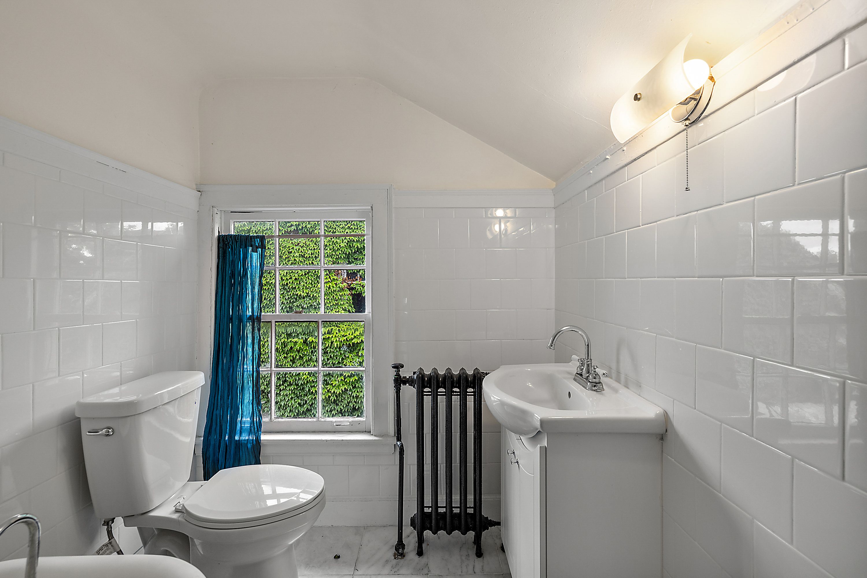 2304 Longfellow Street