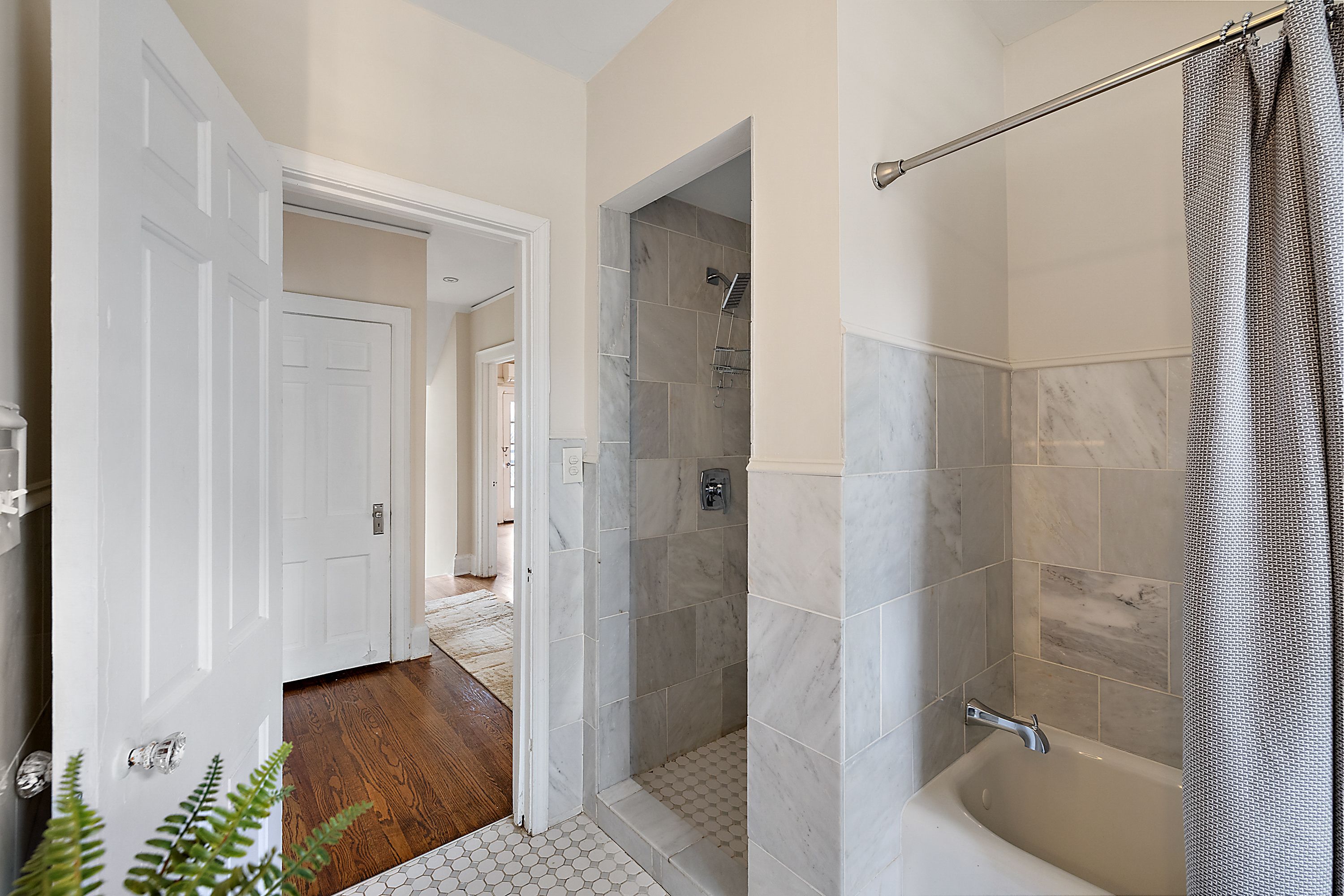 2304 Longfellow Street