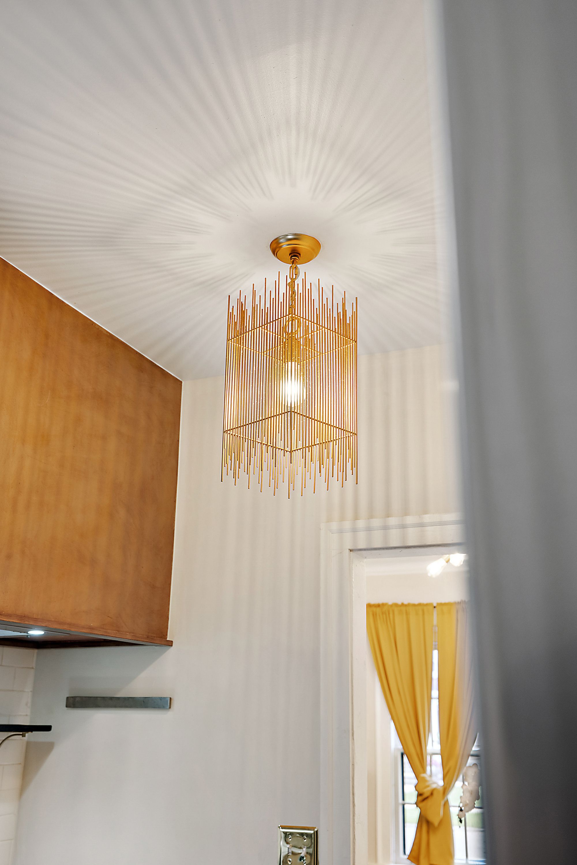 2304 Longfellow Street