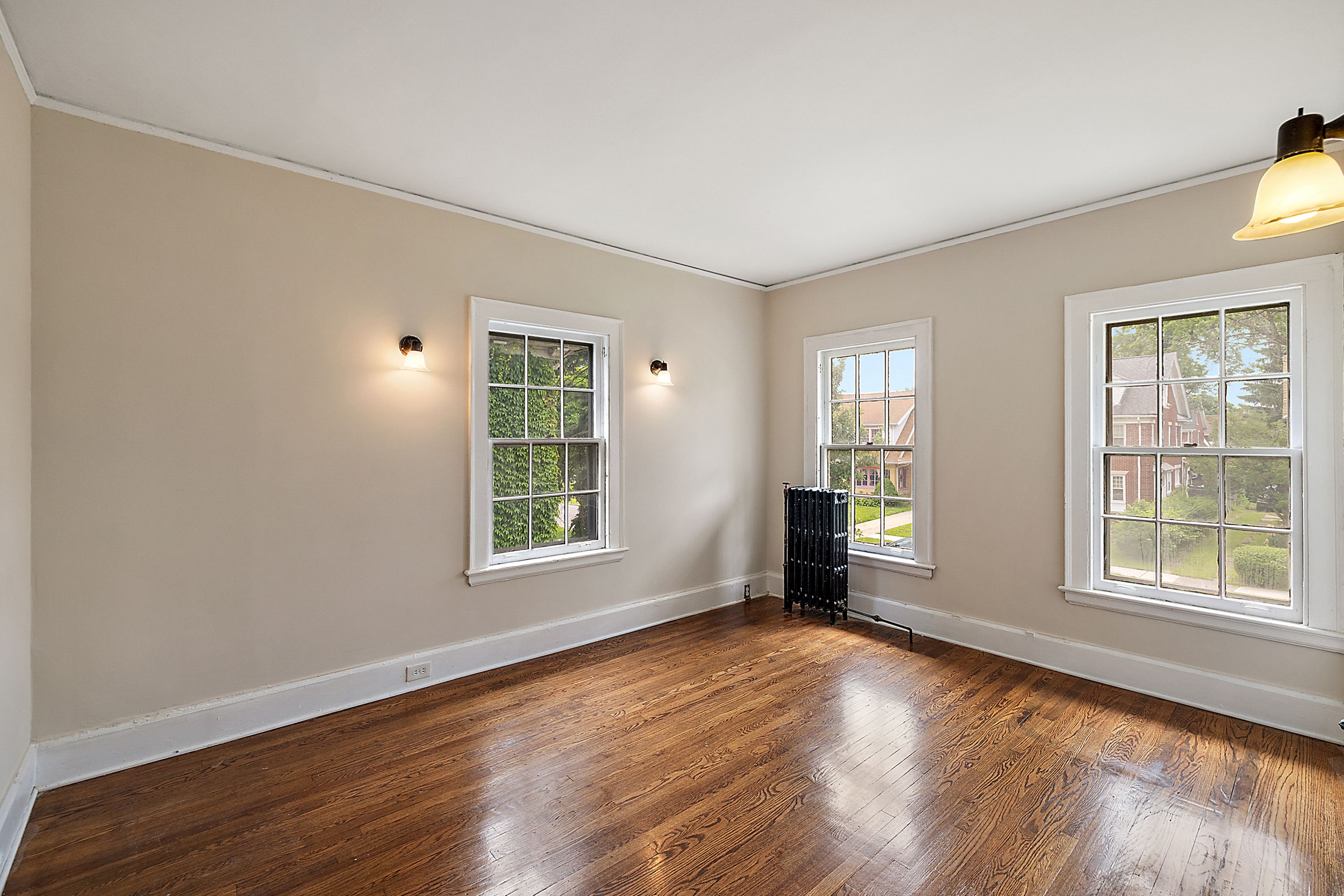 2304 Longfellow Street