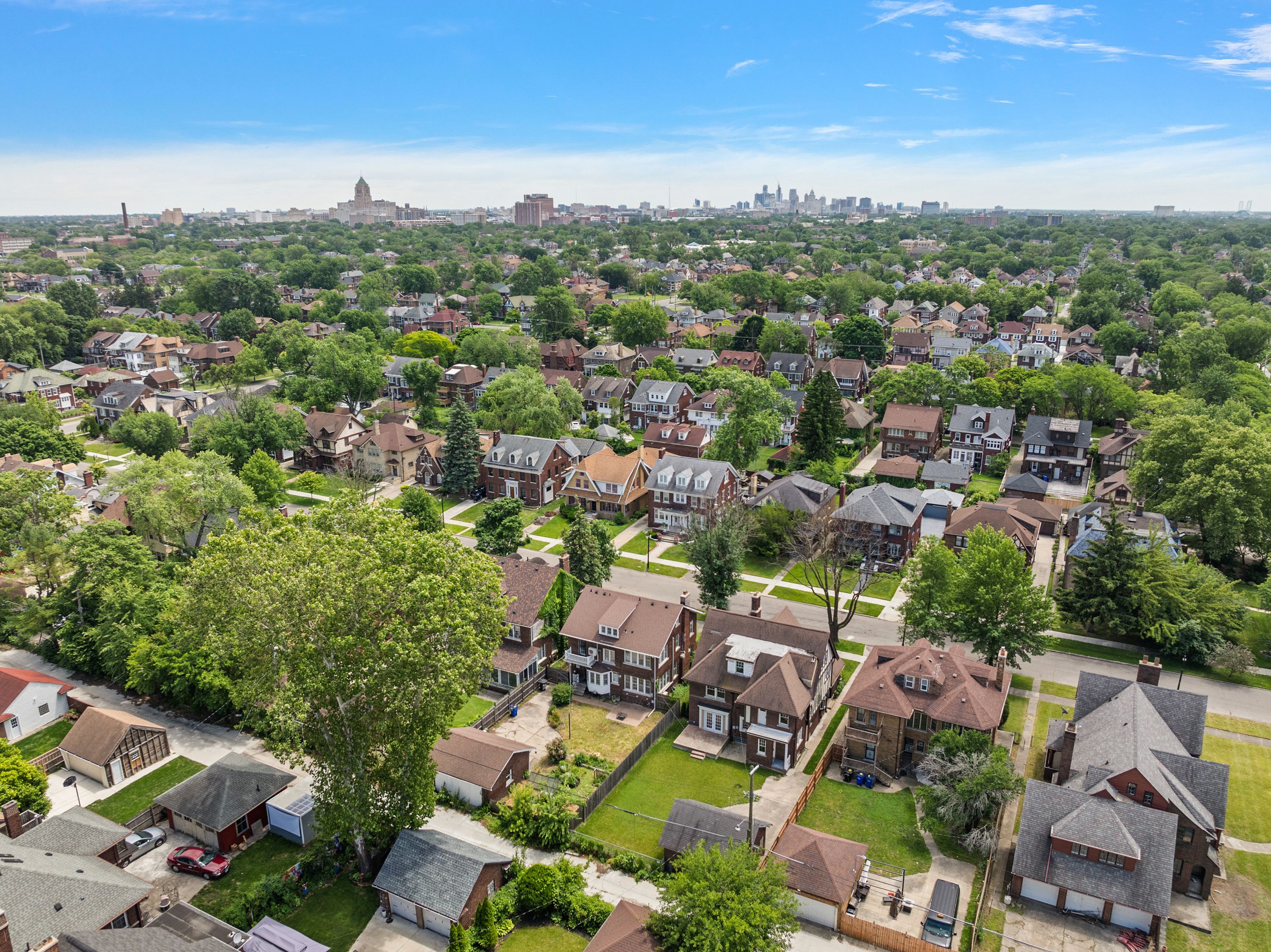 2304 Longfellow Street