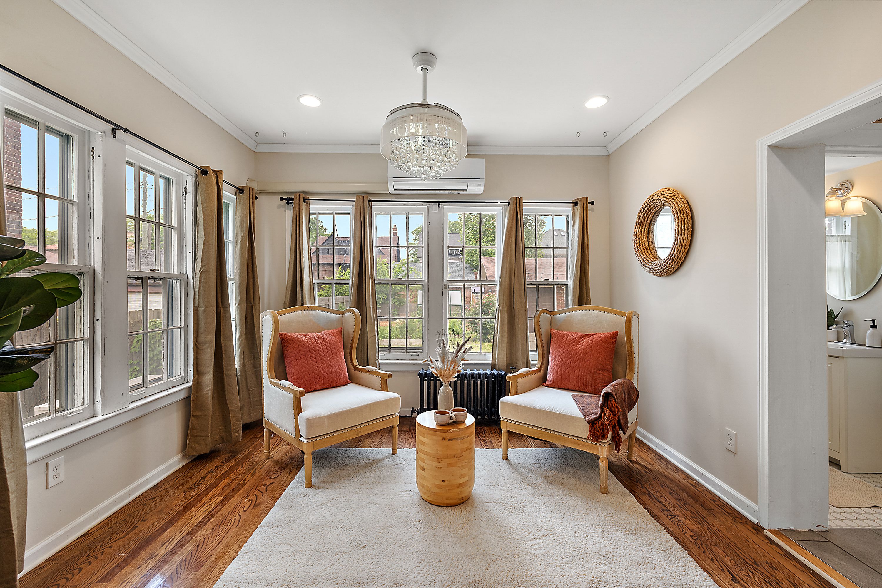 2304 Longfellow Street