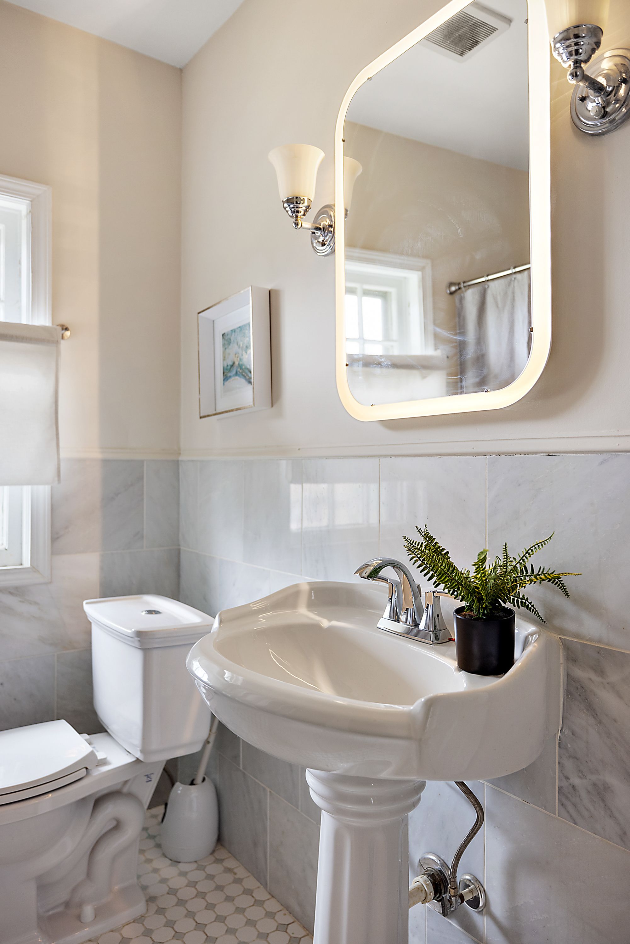 2304 Longfellow Street