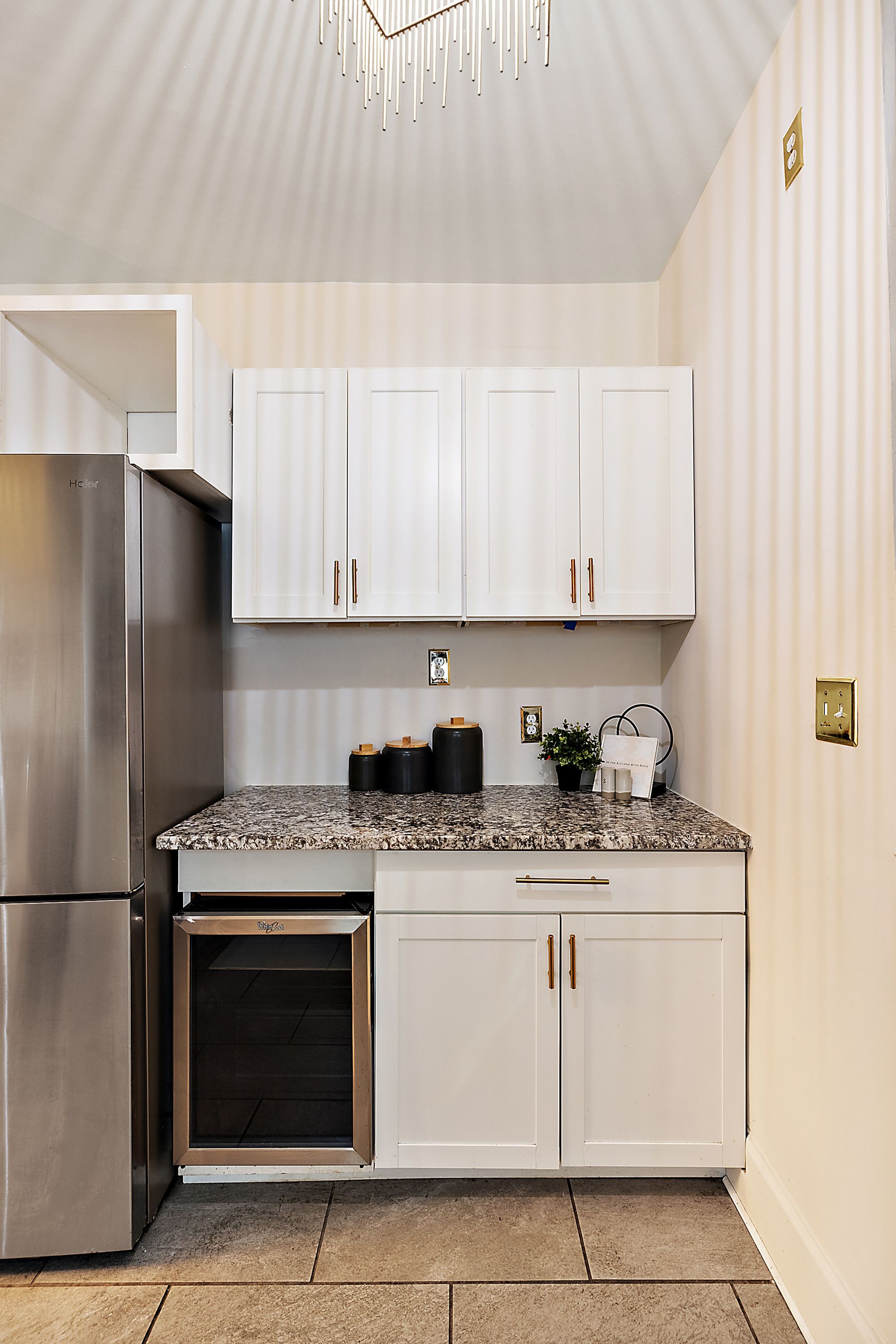 2304 Longfellow Street