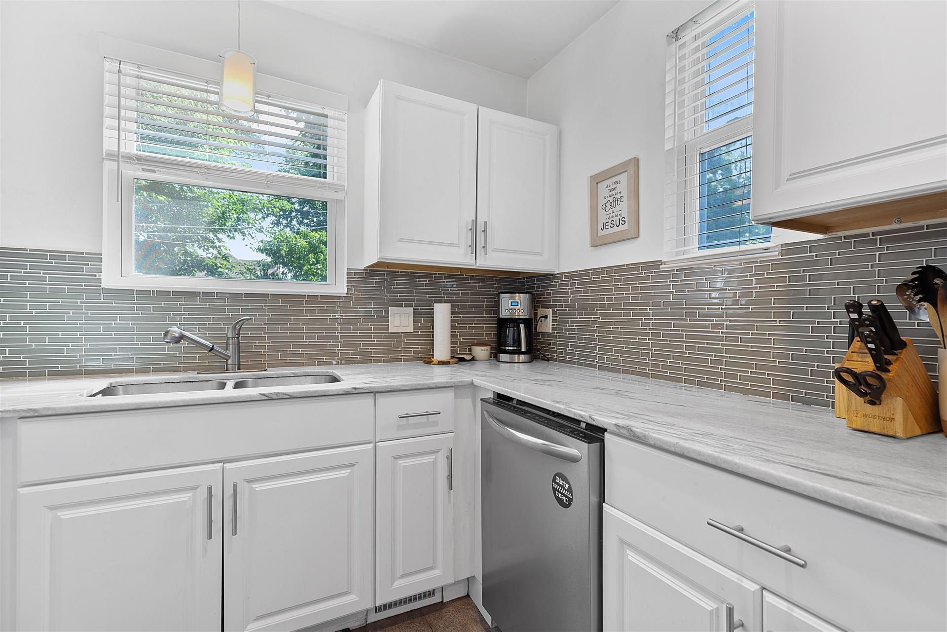 19164 PENNINGTON Drive