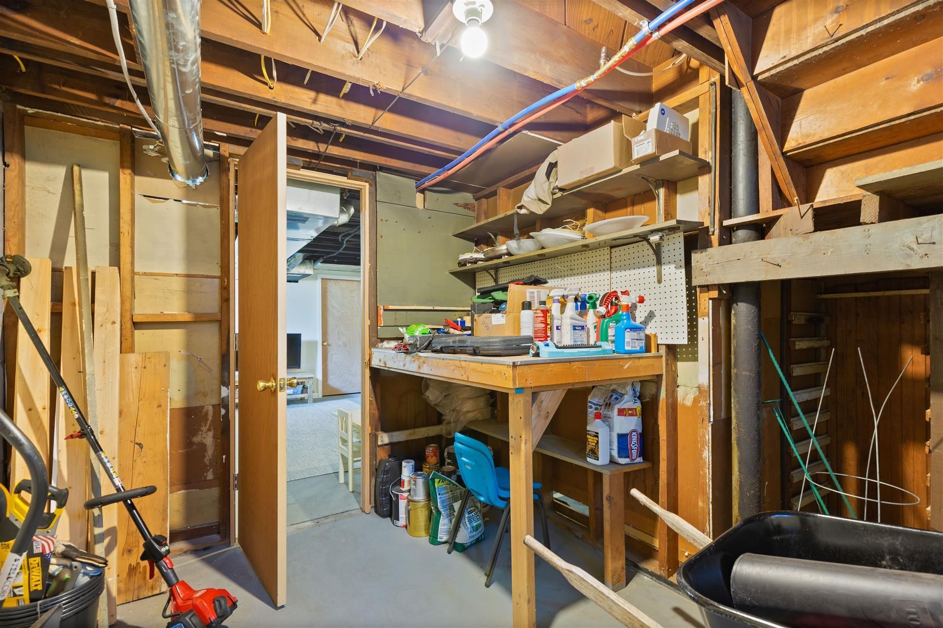 19164 PENNINGTON Drive