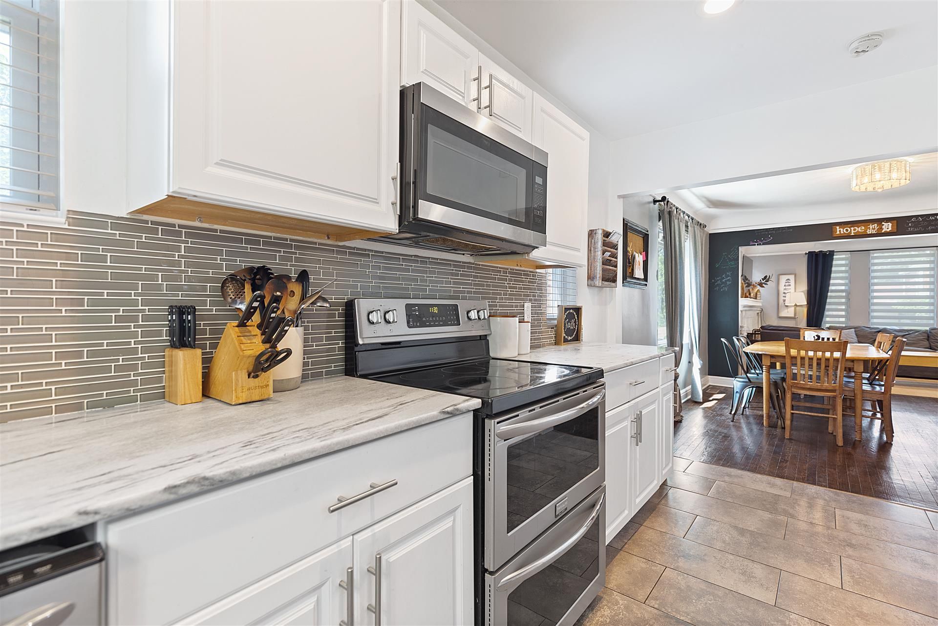 19164 PENNINGTON Drive