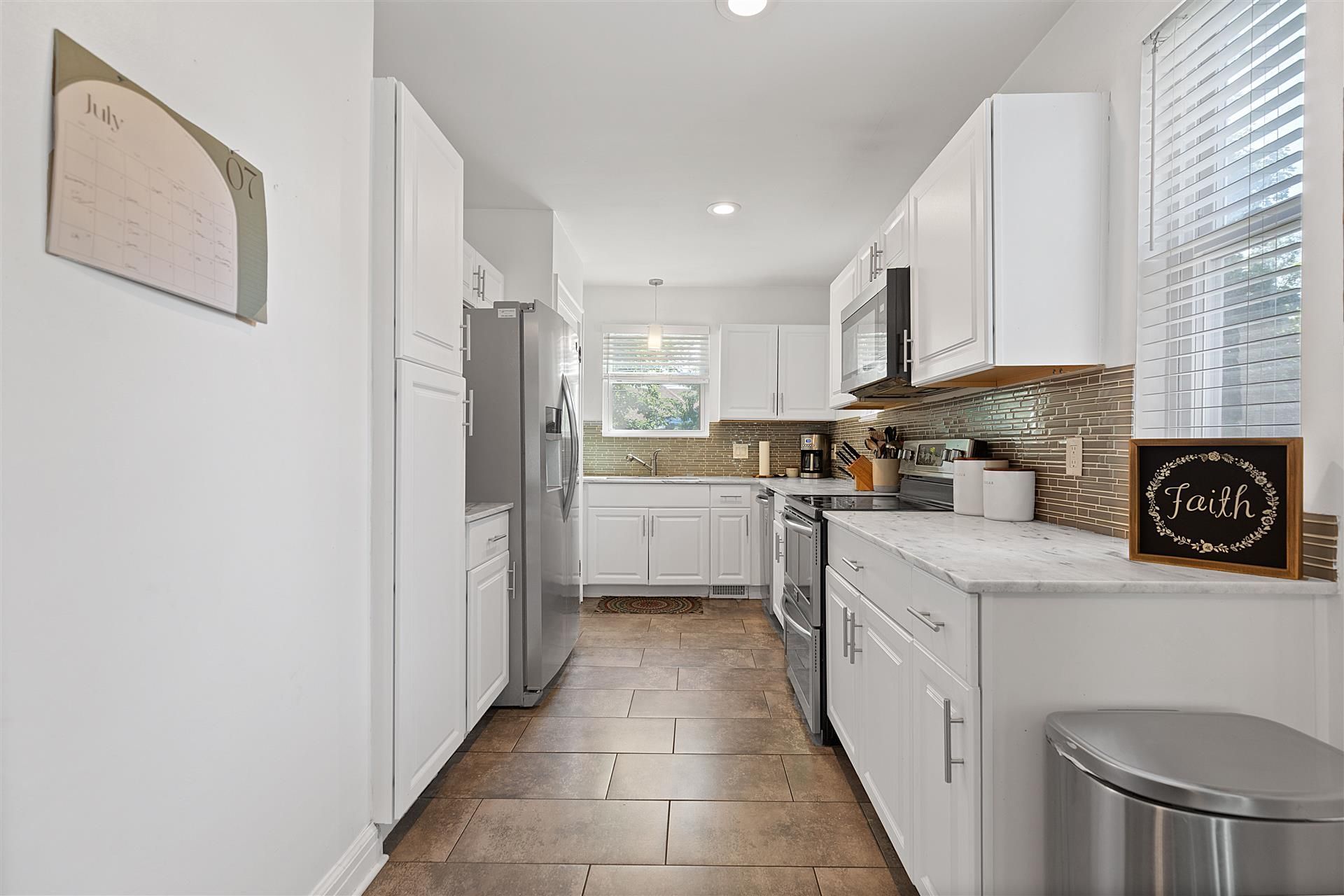 19164 PENNINGTON Drive