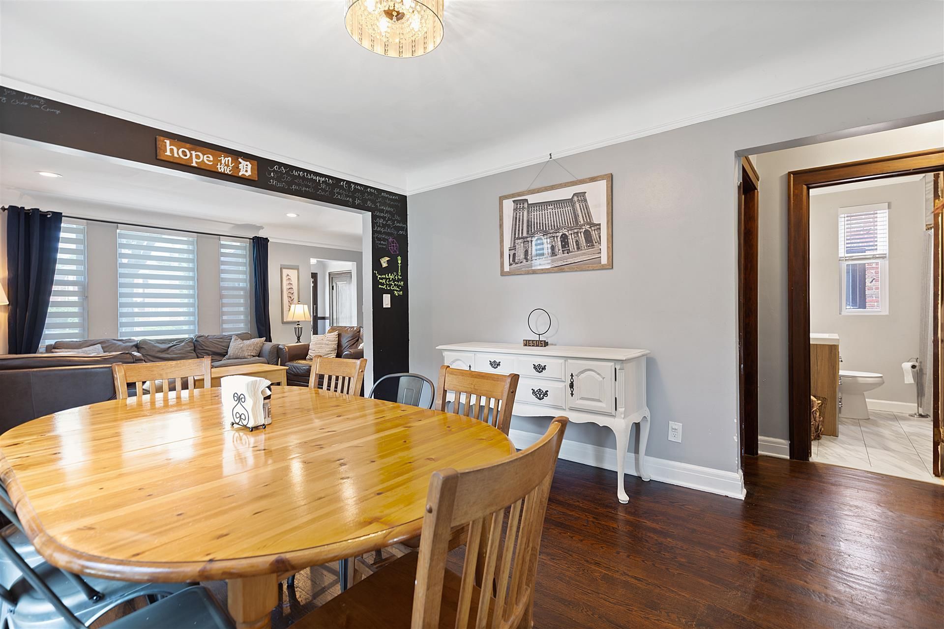 19164 PENNINGTON Drive