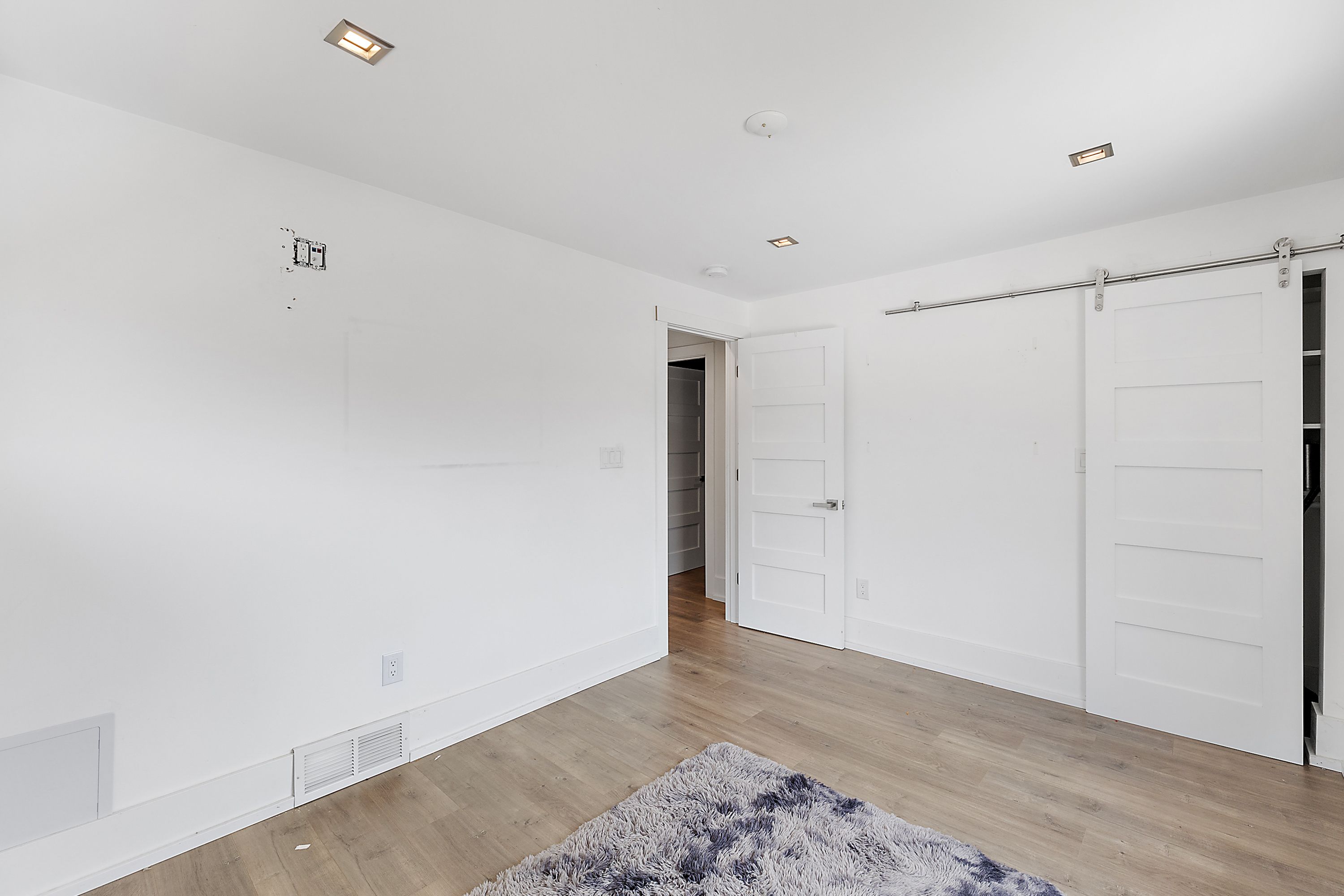 20073 SHREWSBURY Road