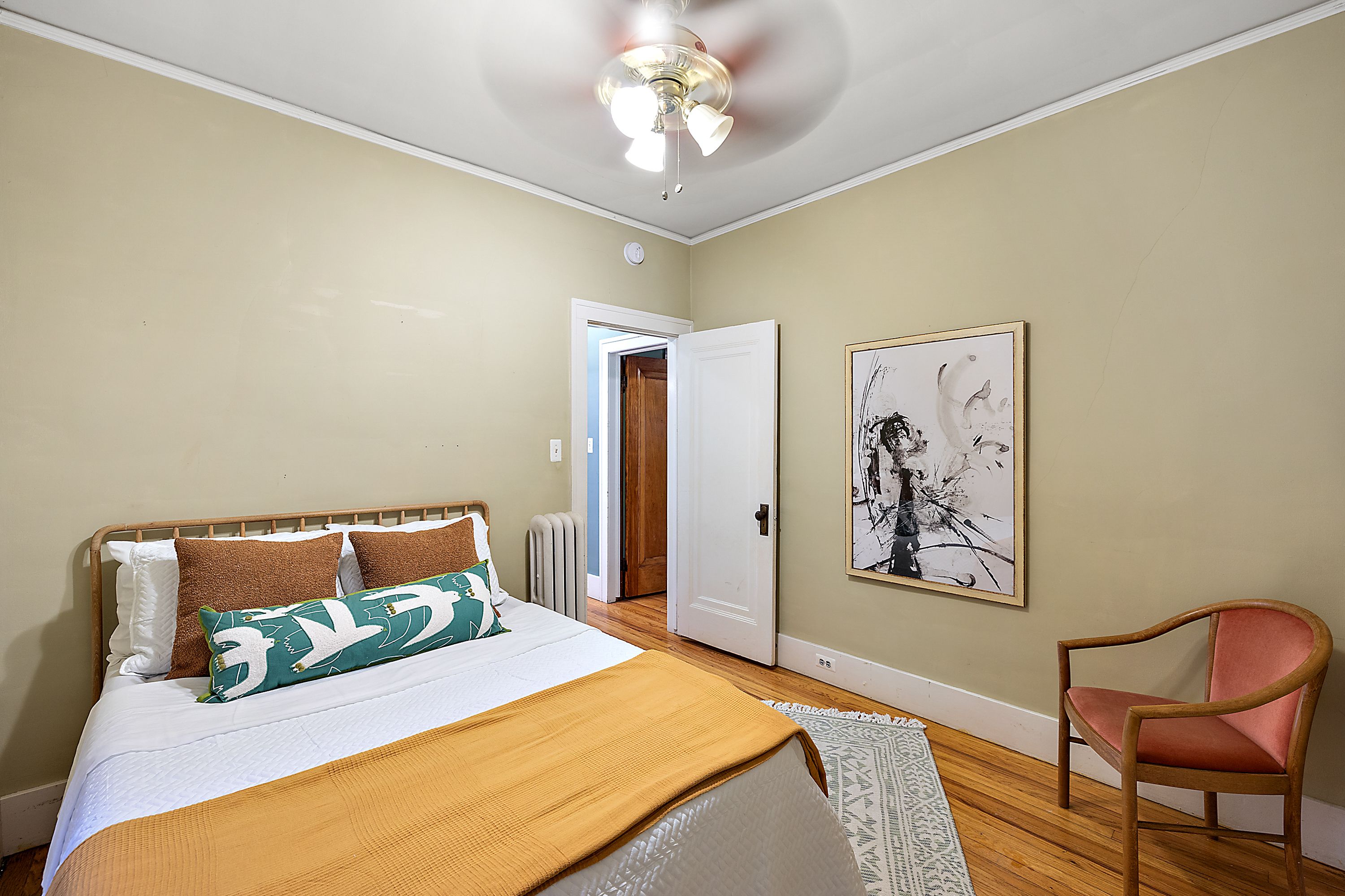 1099 BEACONSFIELD Avenue