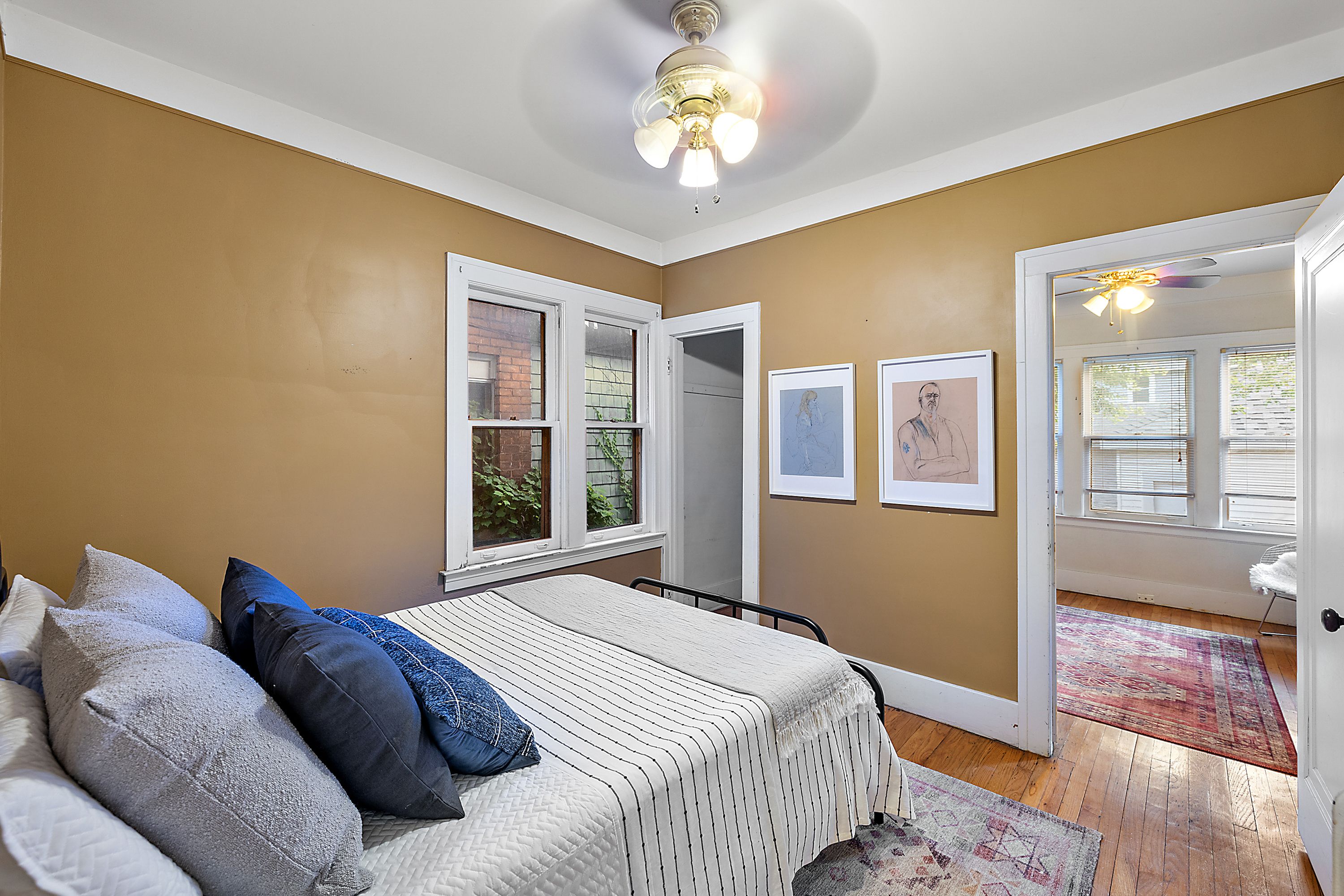 1099 BEACONSFIELD Avenue