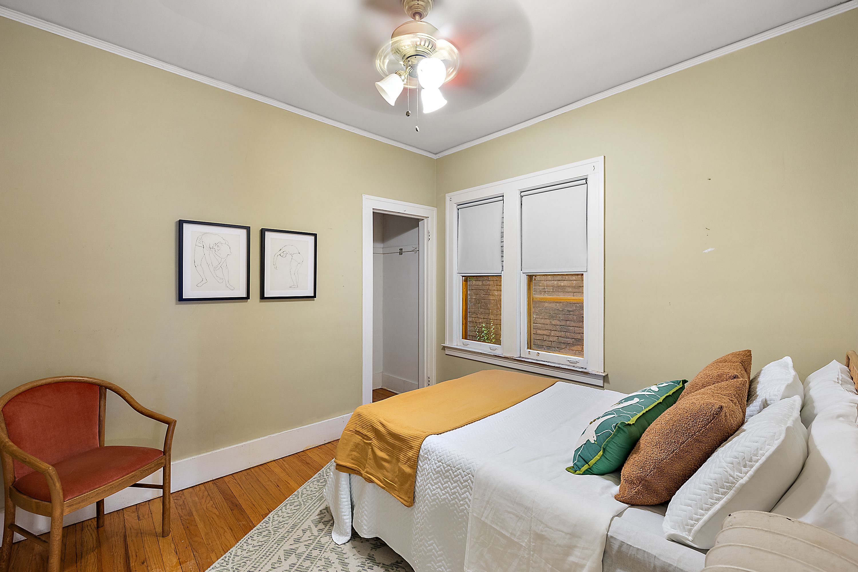 1099 BEACONSFIELD Avenue