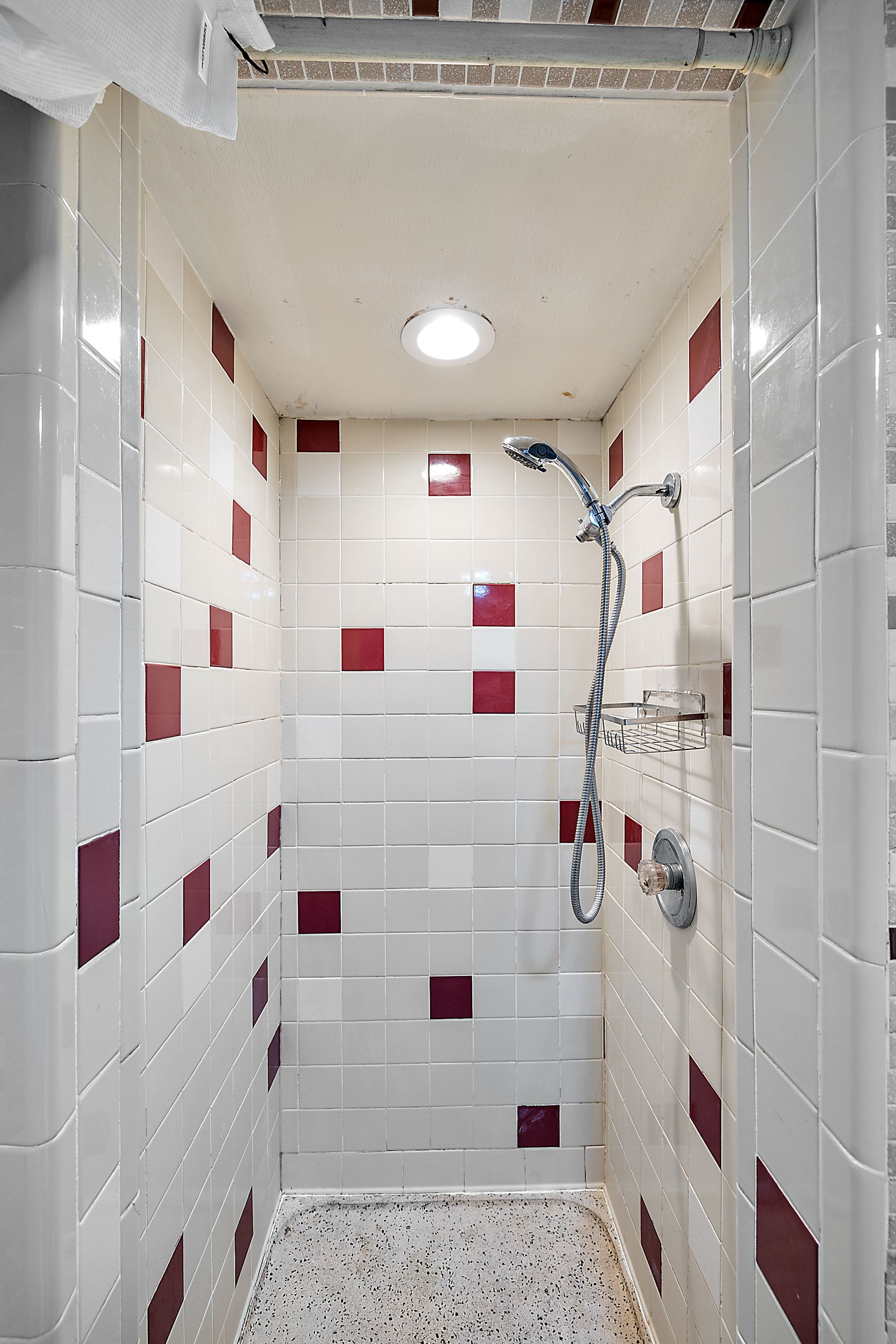 1099 BEACONSFIELD Avenue