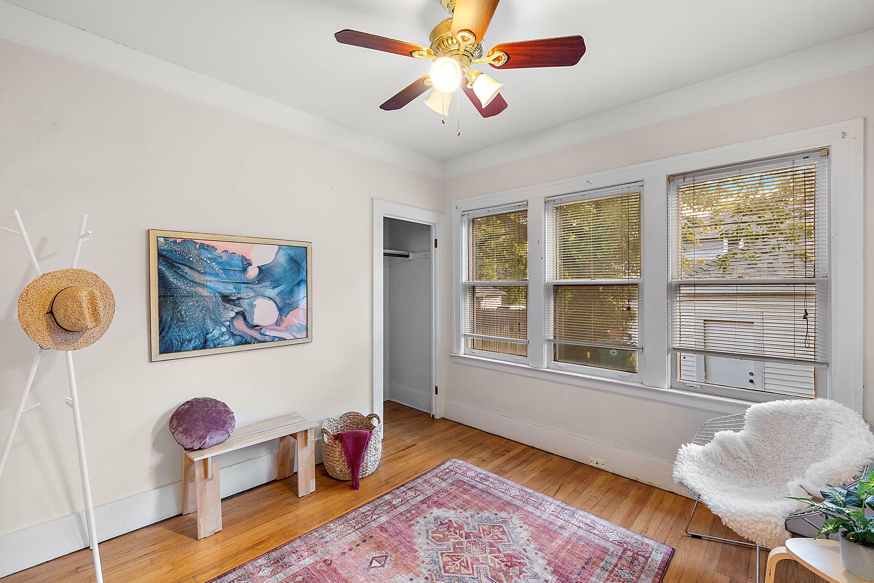 1099 BEACONSFIELD Avenue