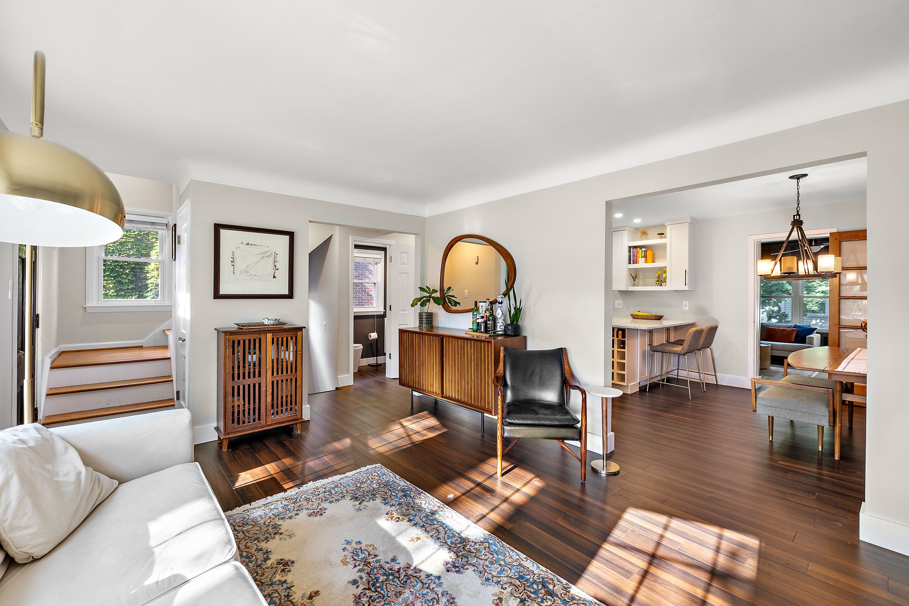 2112 PINECREST Drive