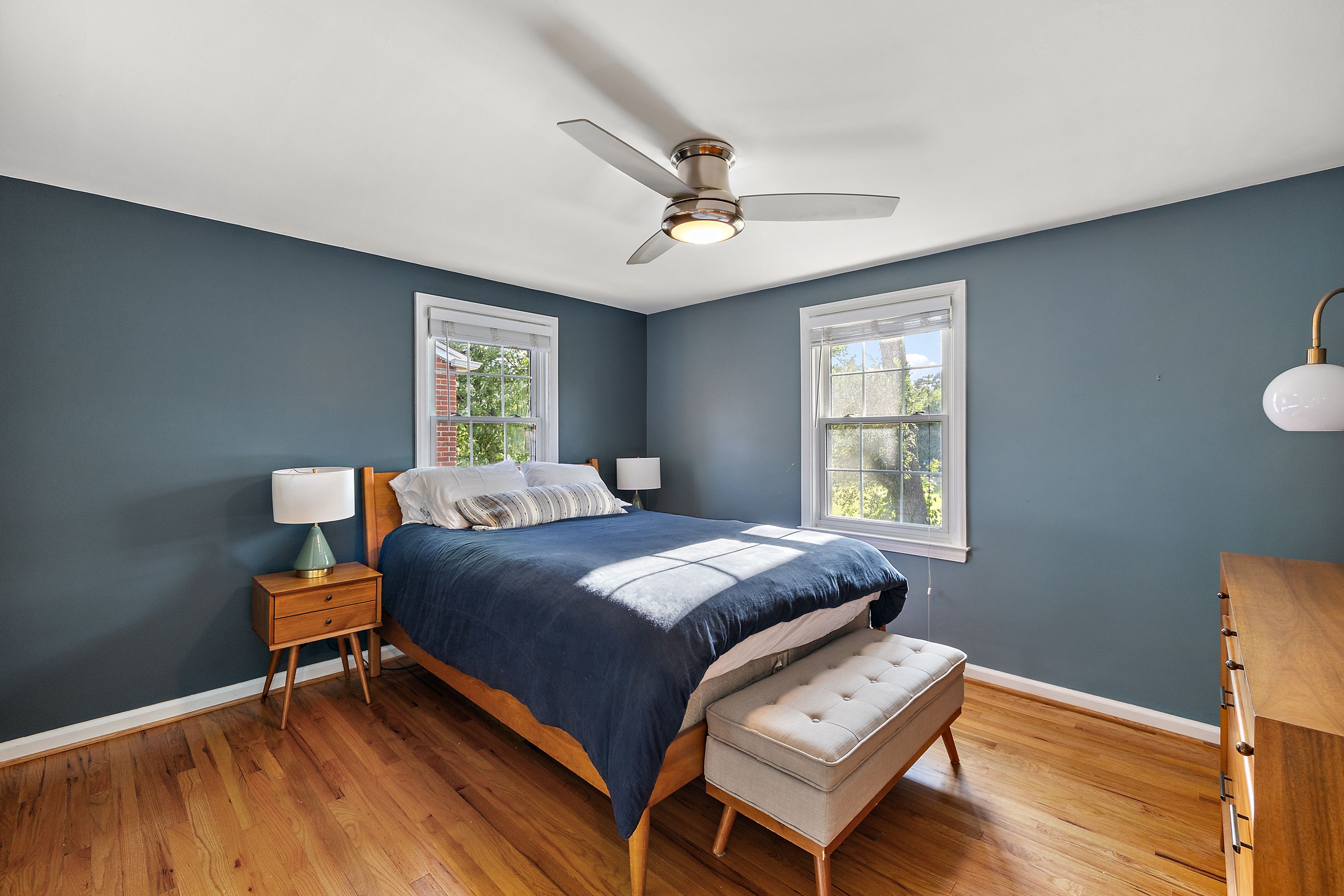 2112 PINECREST Drive