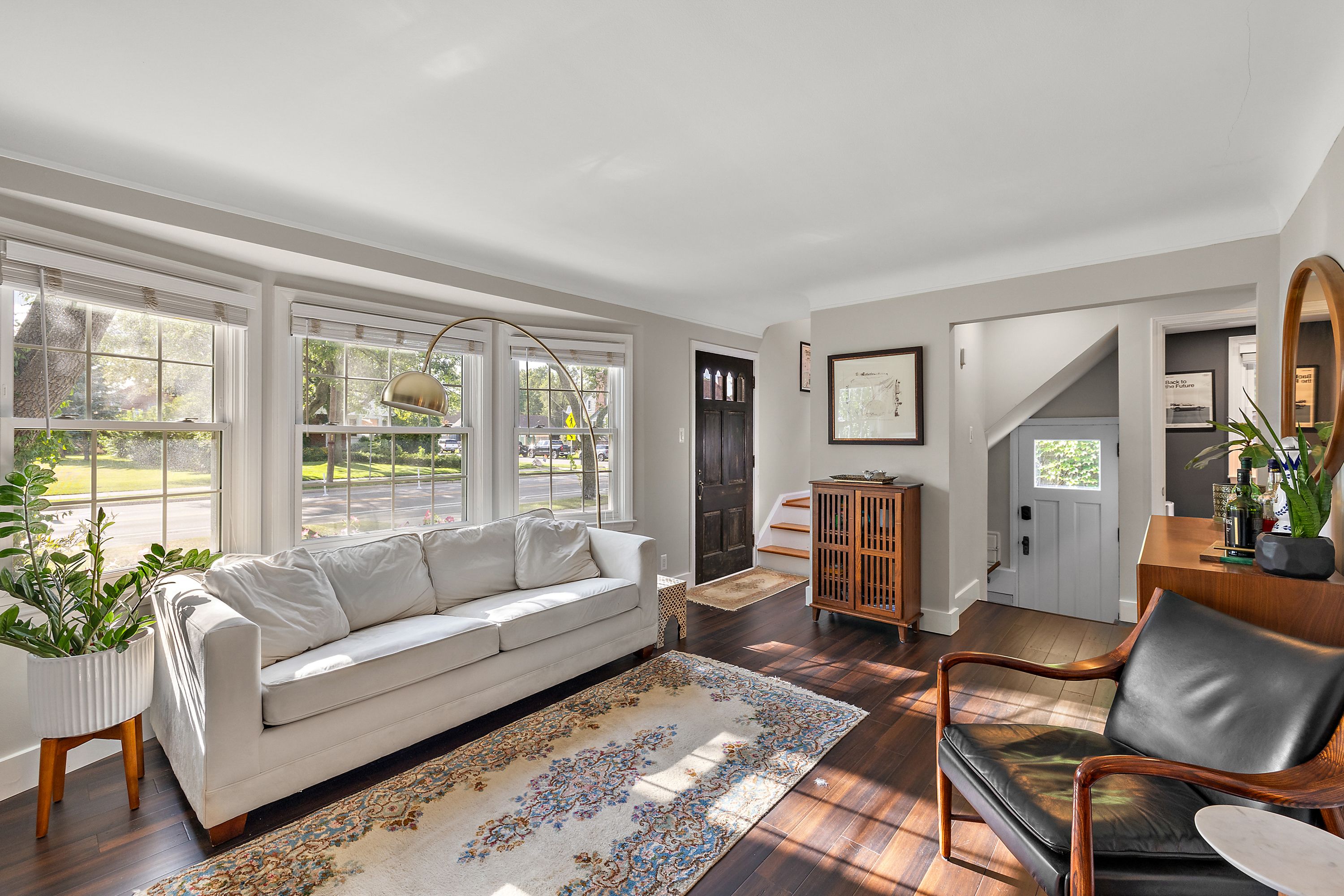 2112 PINECREST Drive