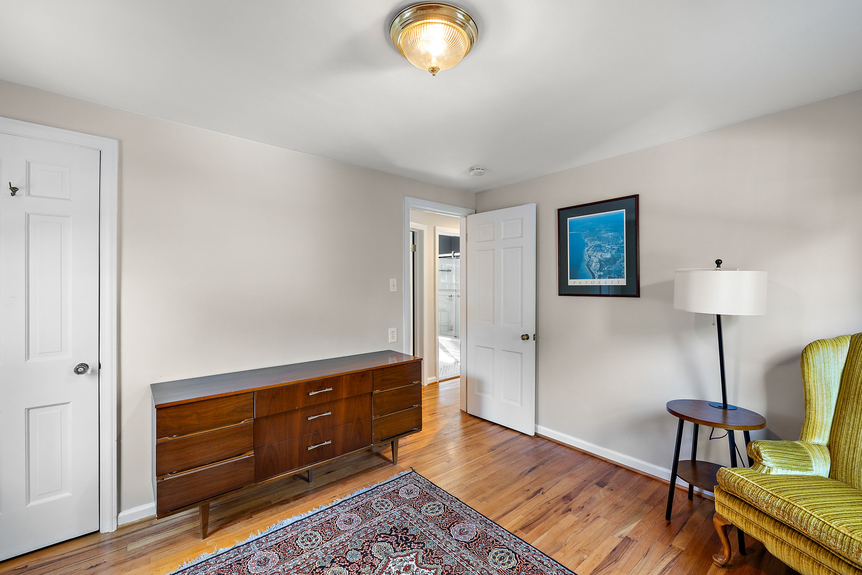 2112 PINECREST Drive