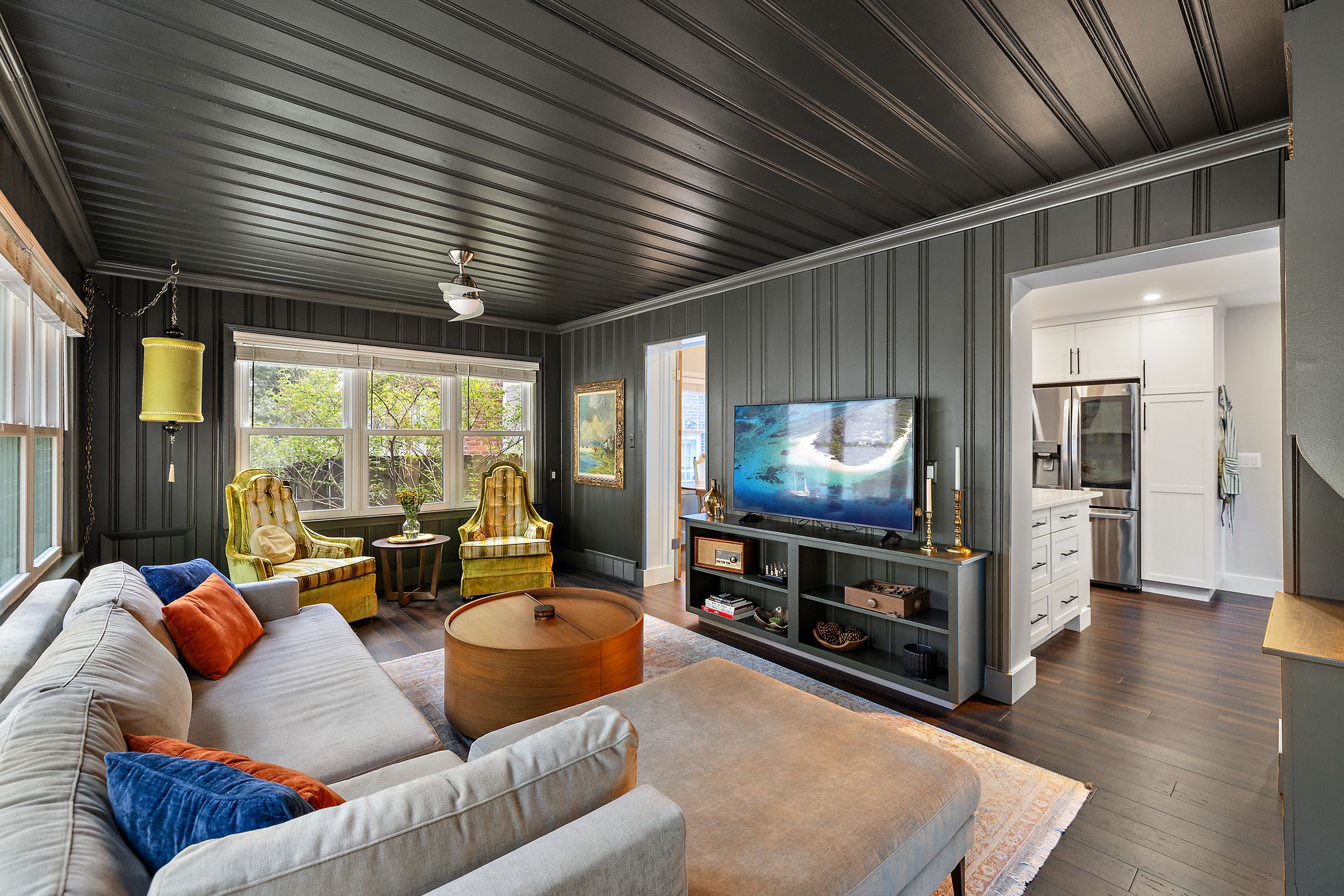 2112 PINECREST Drive