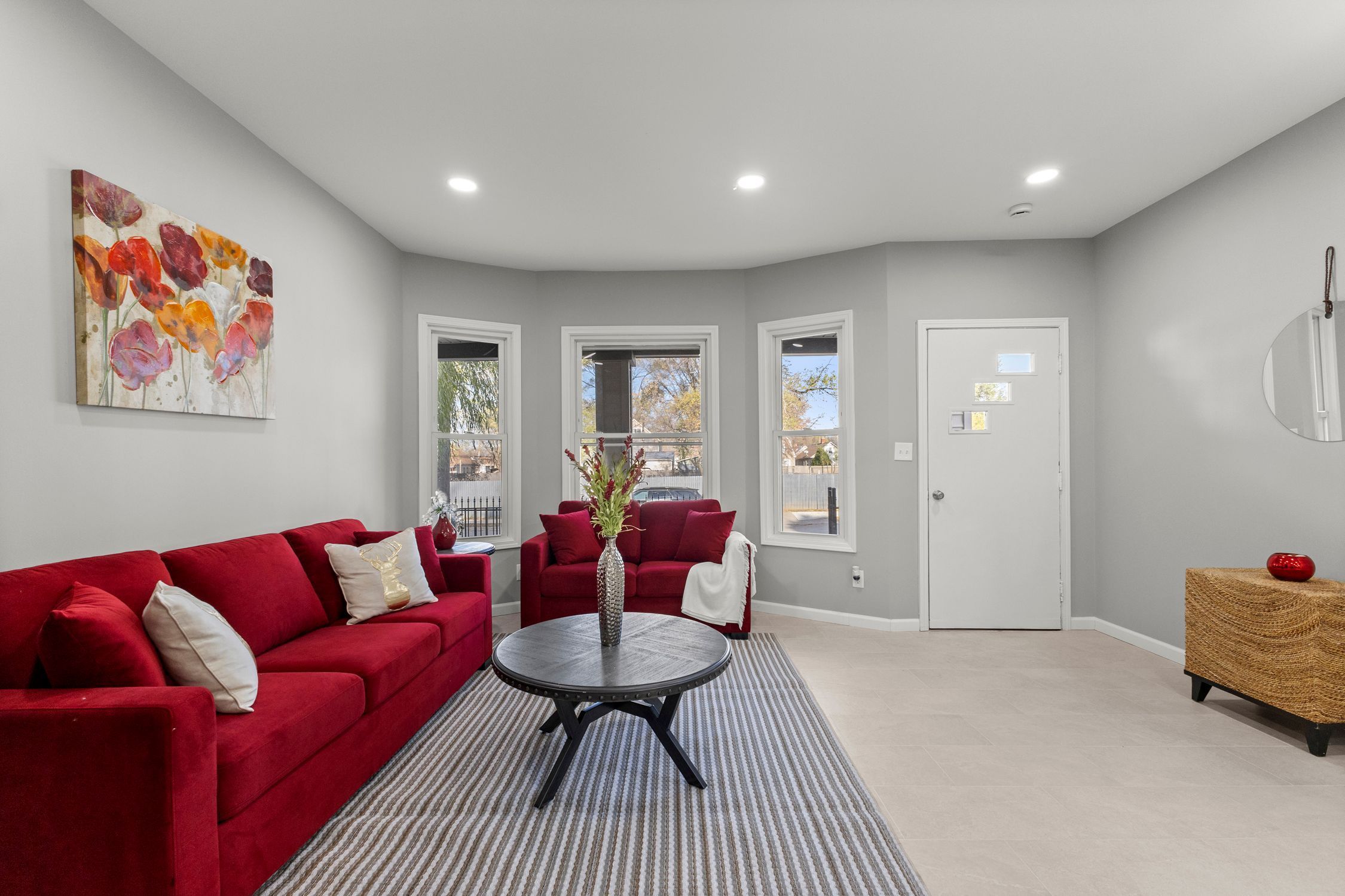 8275 CHAMBERLAIN Street