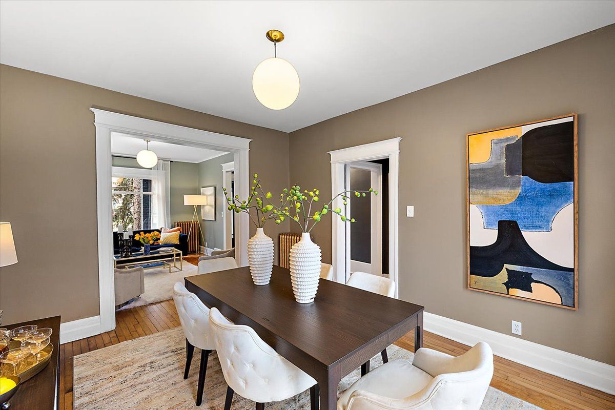 649 GLADSTONE Street