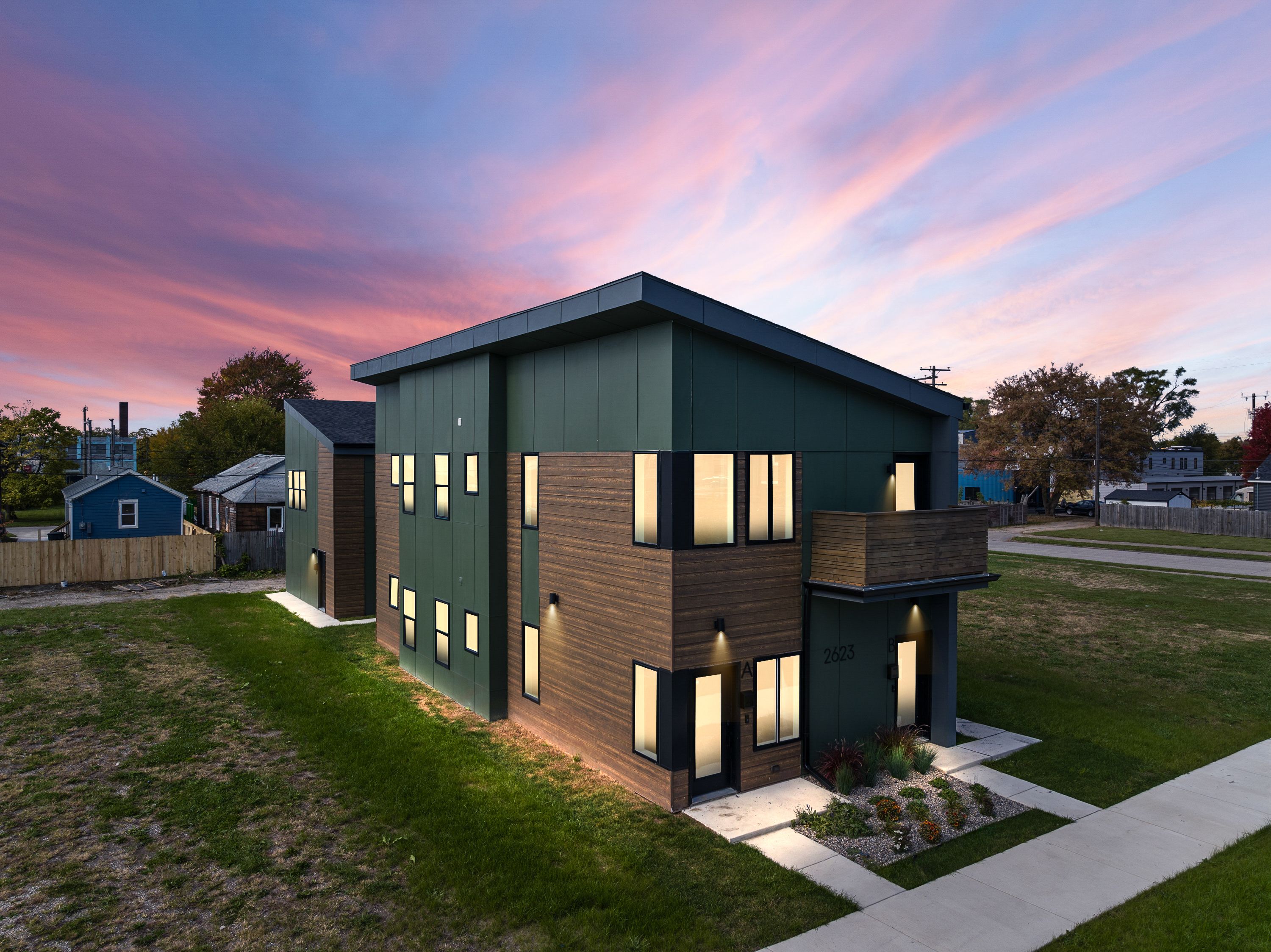 2326 Cochrane