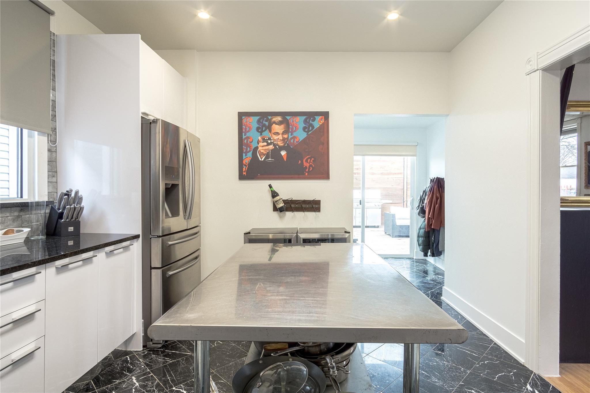 3715 FARNSWORTH Street