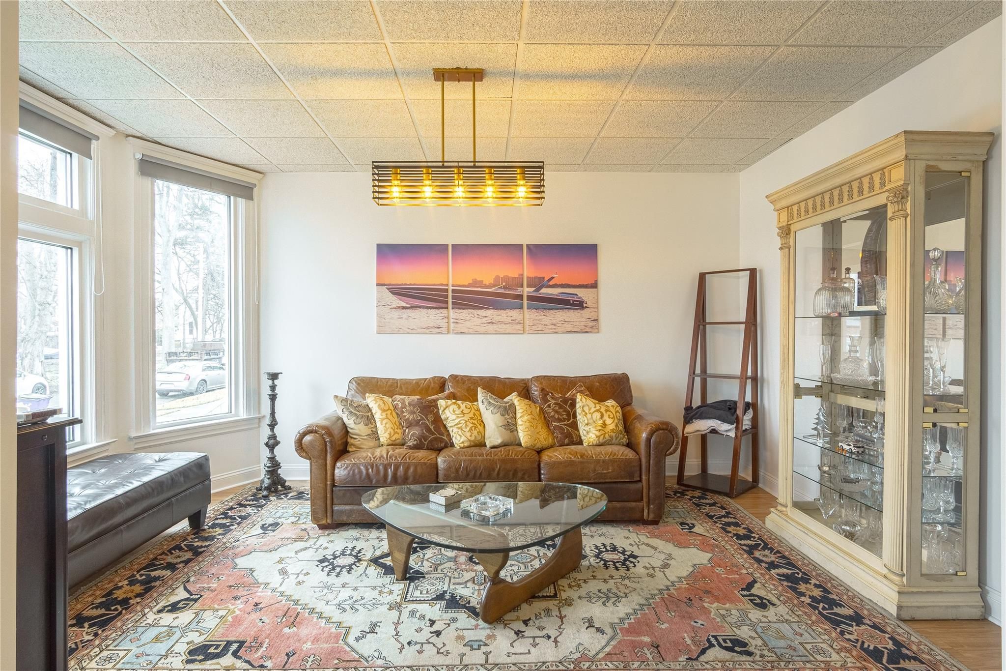 3715 FARNSWORTH Street