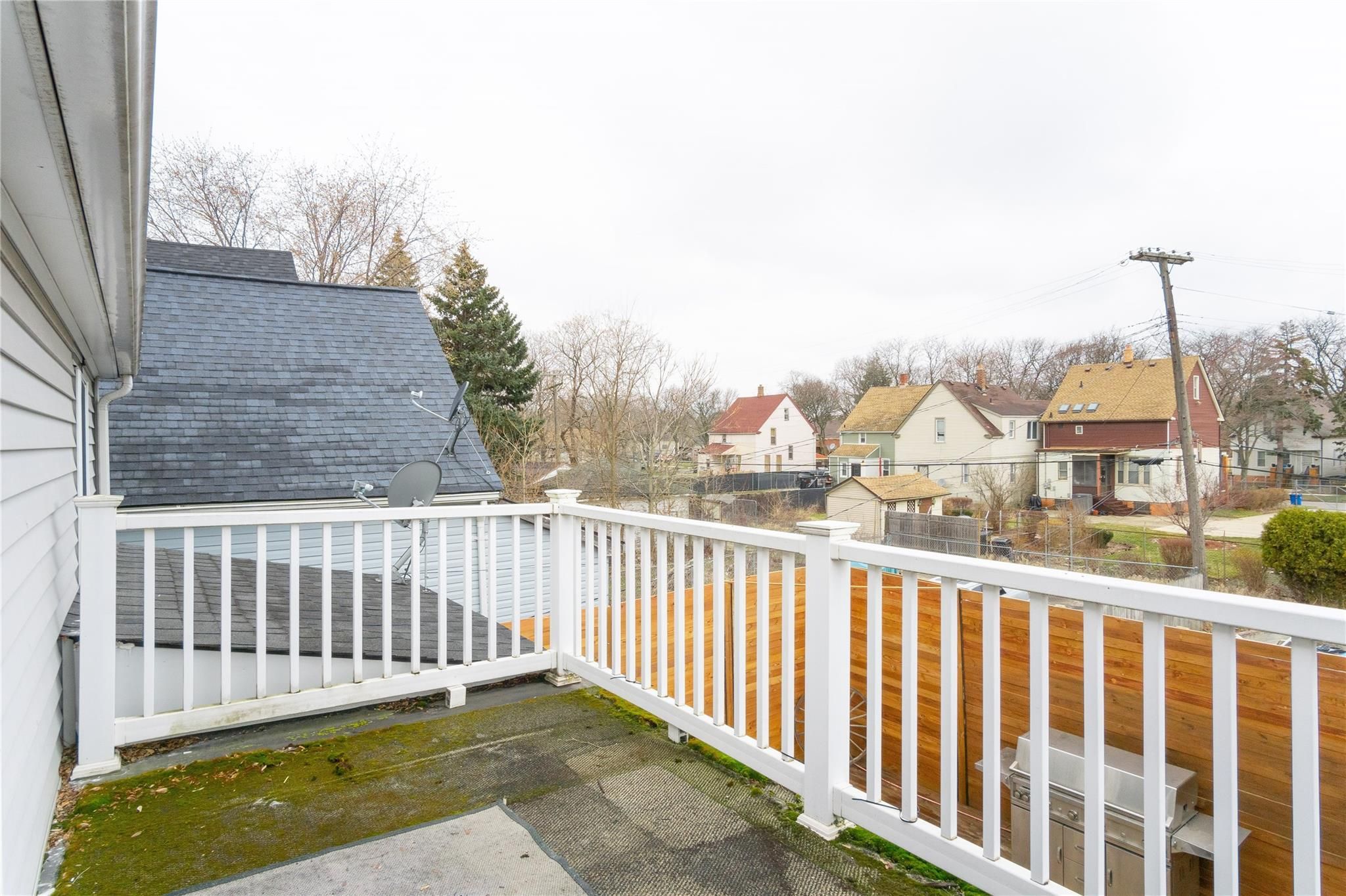 3715 FARNSWORTH Street