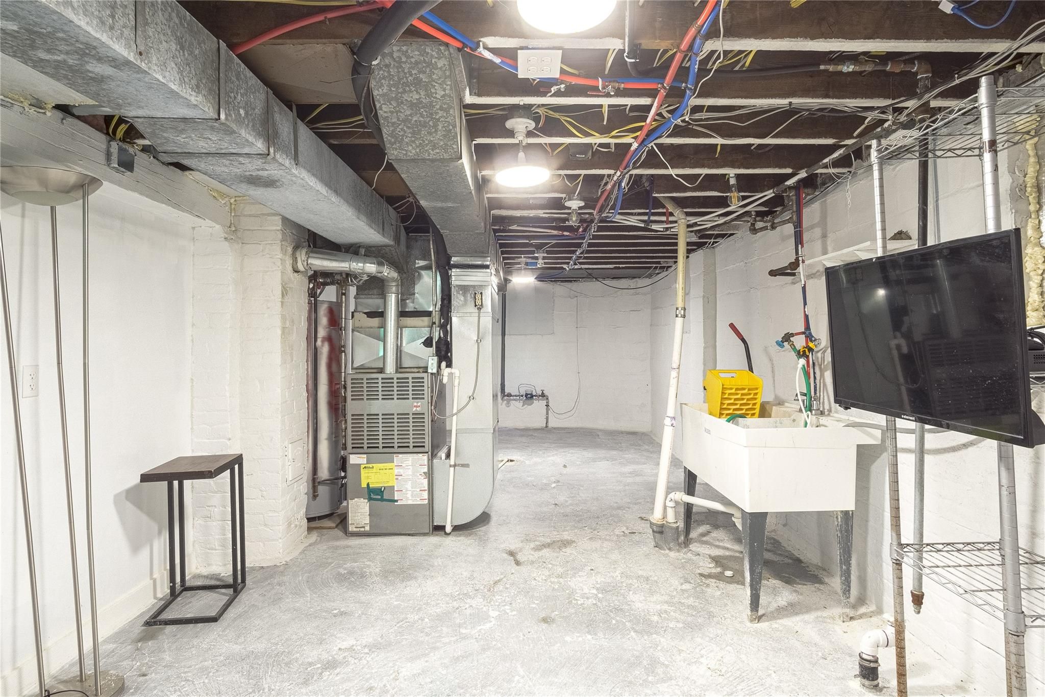 3715 FARNSWORTH Street