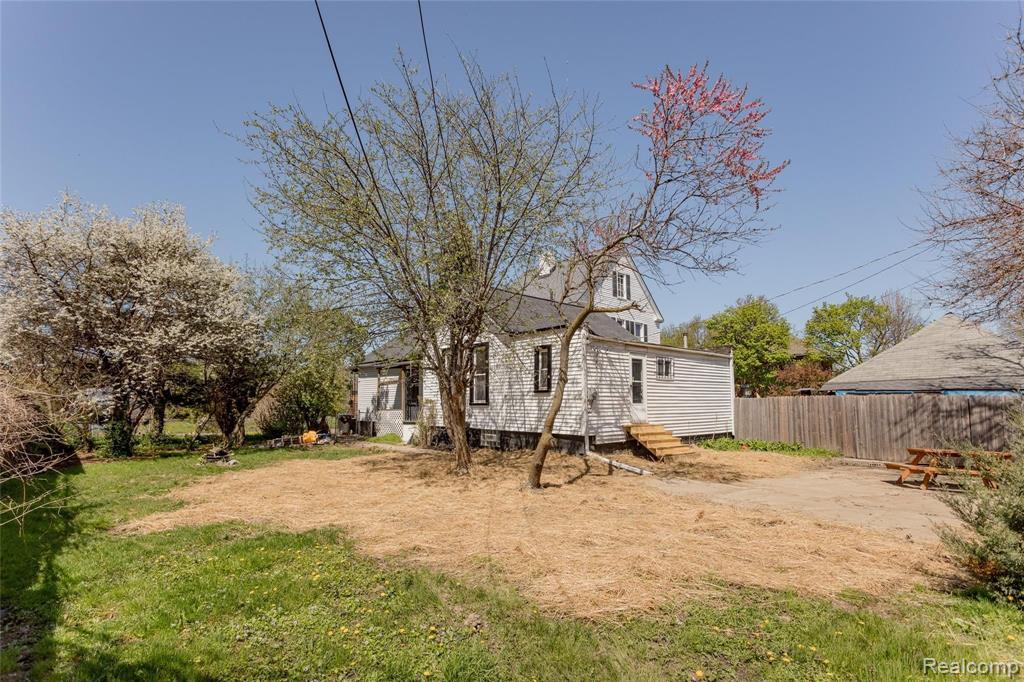 2826 COCHRANE Street