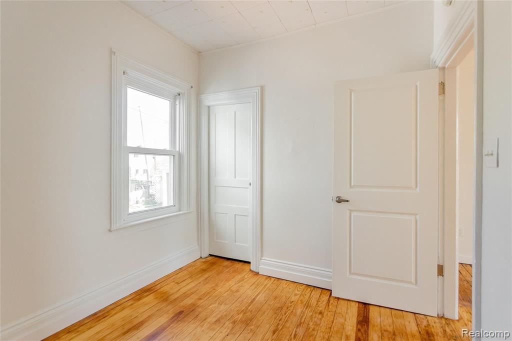 2826 COCHRANE Street