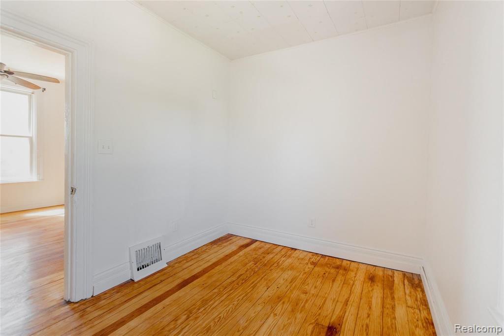 2826 COCHRANE Street