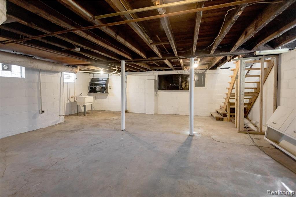 2826 COCHRANE Street