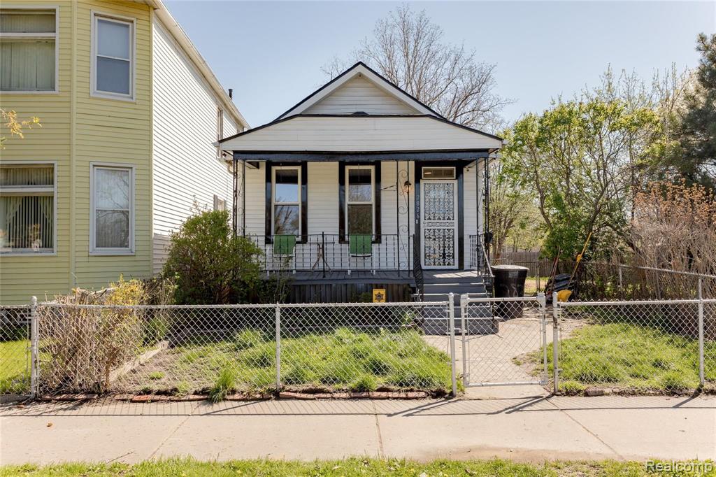 2826 COCHRANE Street