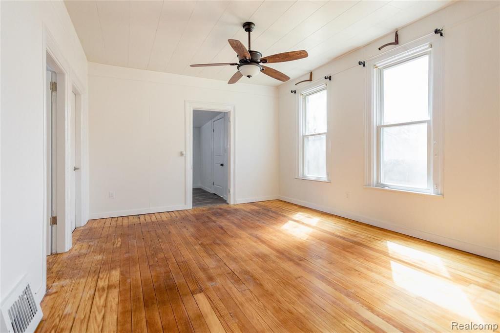 2826 COCHRANE Street