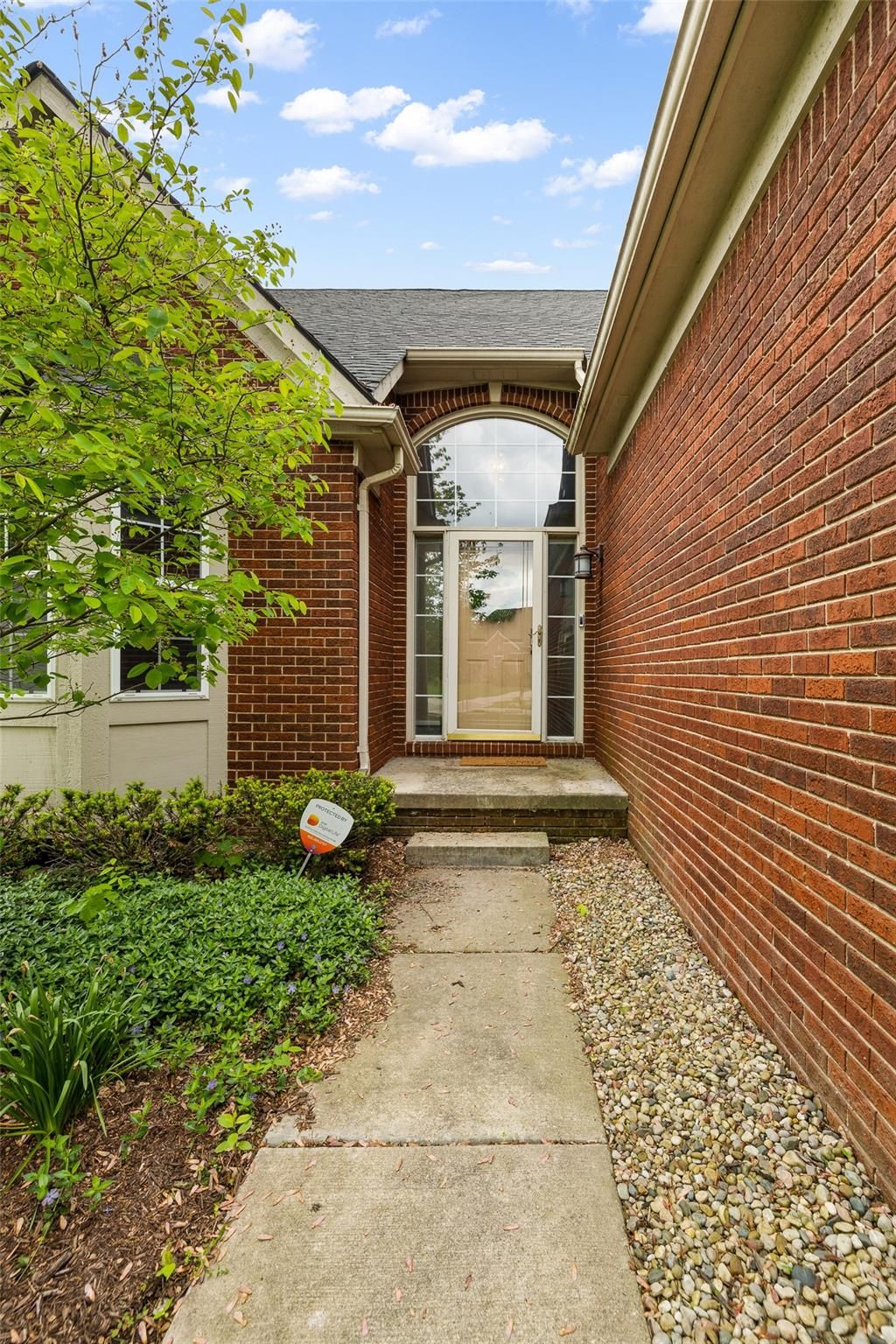 430 CHITTAMWOOD Court