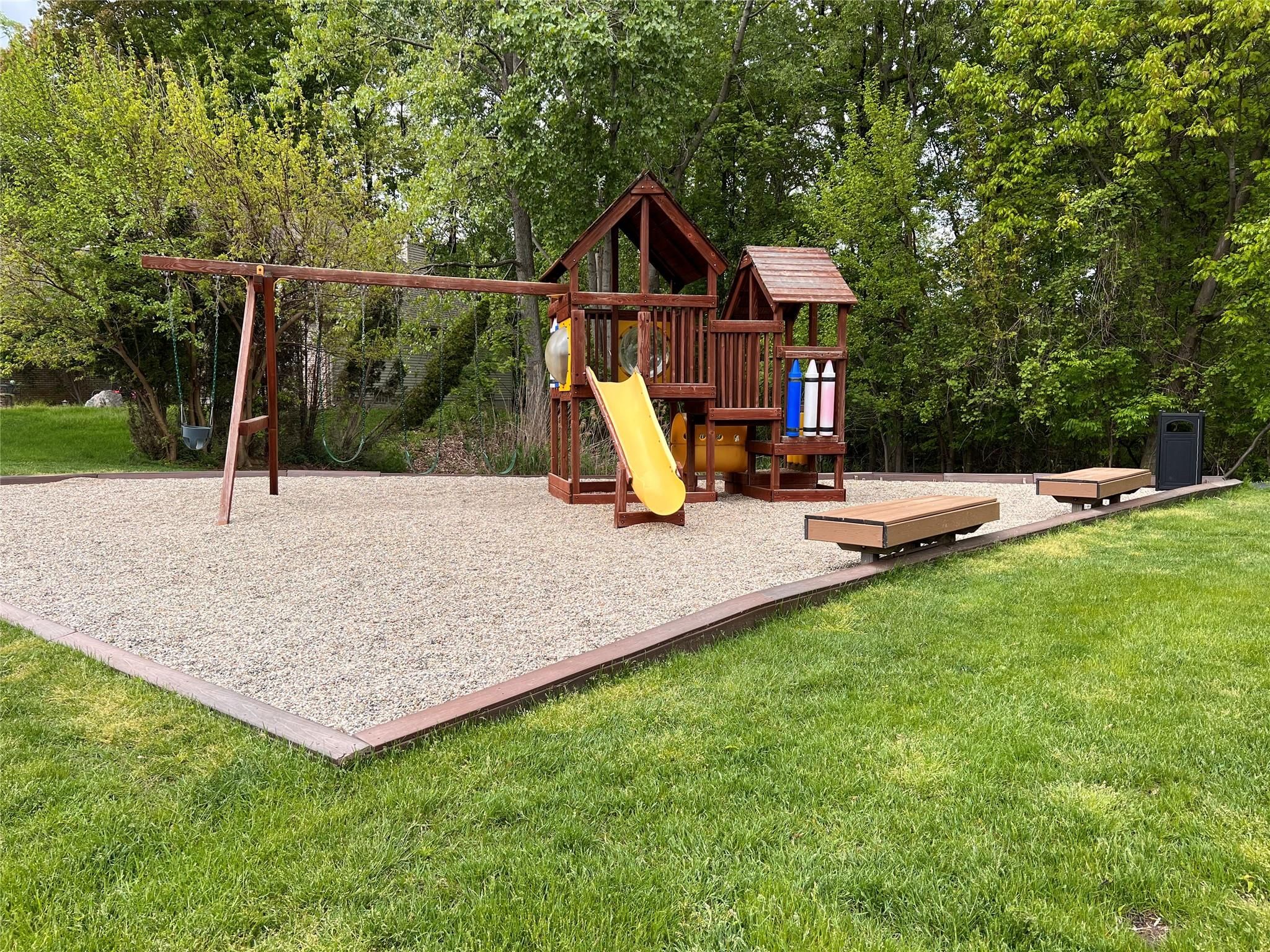 430 CHITTAMWOOD Court