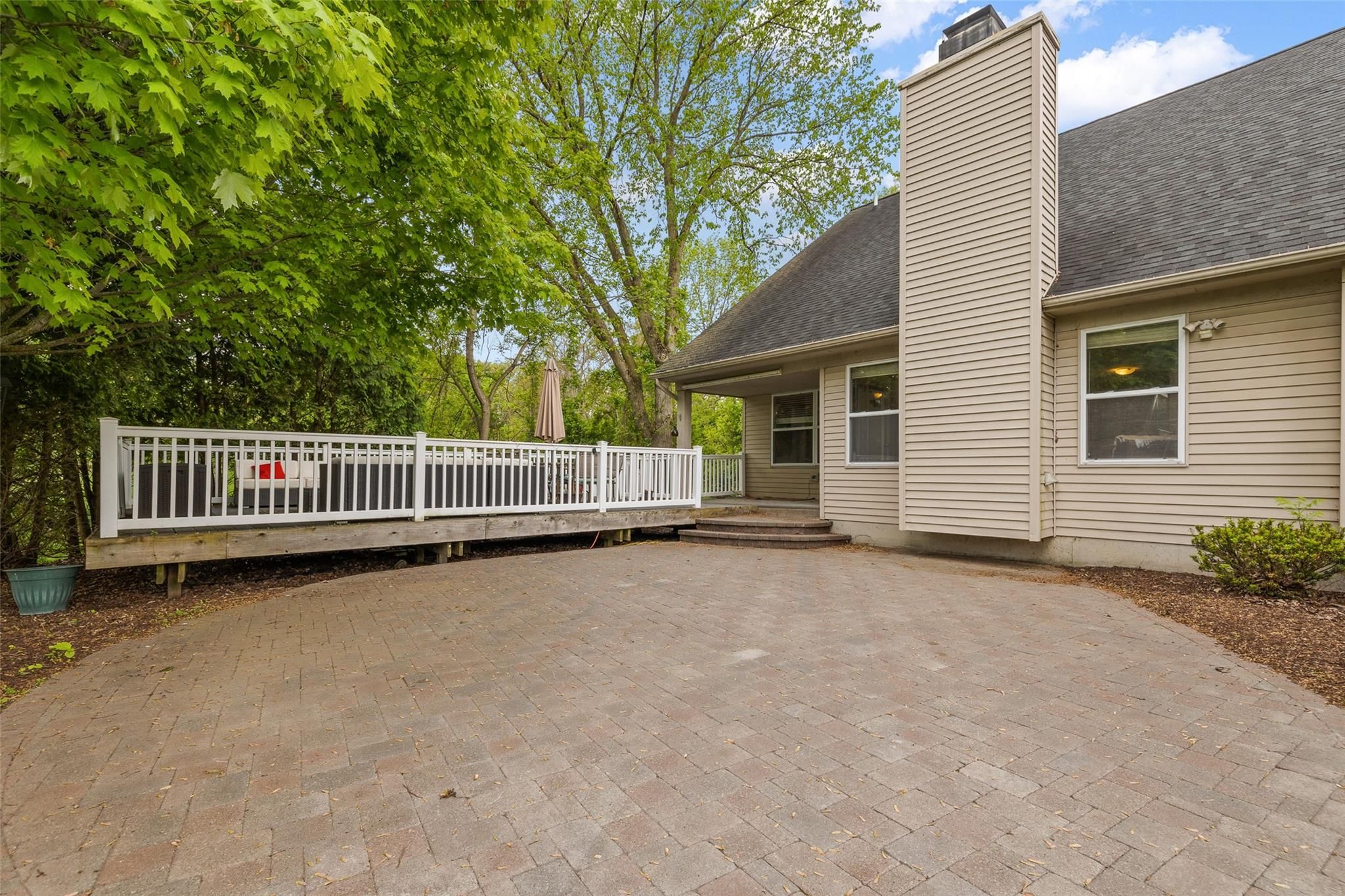 430 CHITTAMWOOD Court
