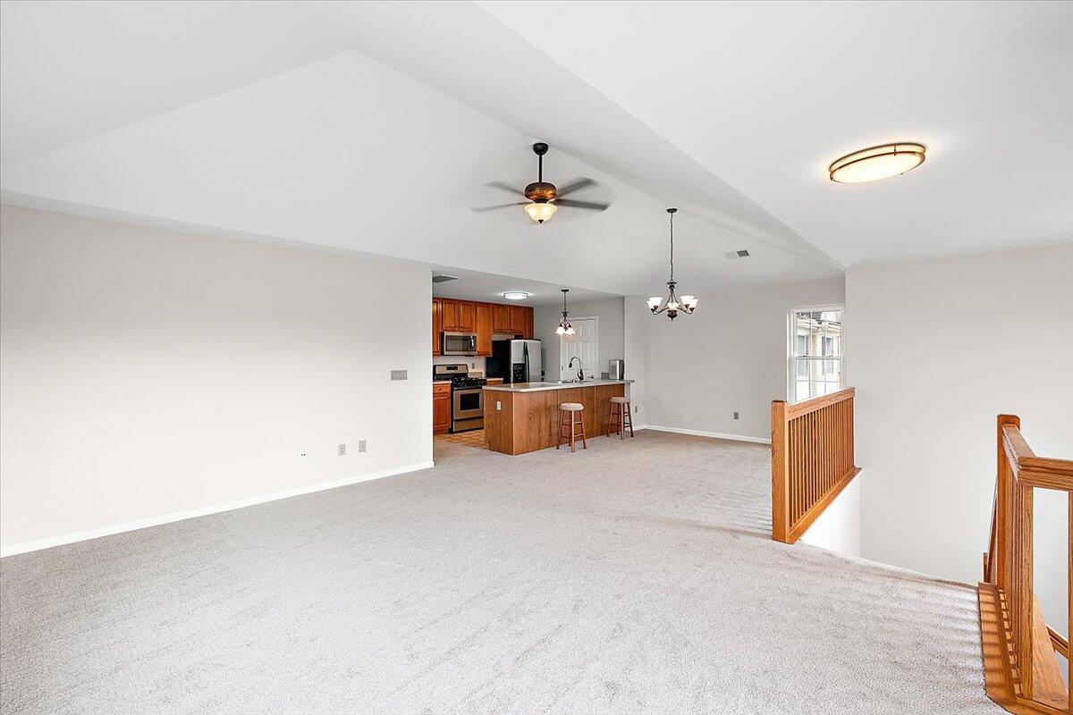 3034 Kneeland Circle