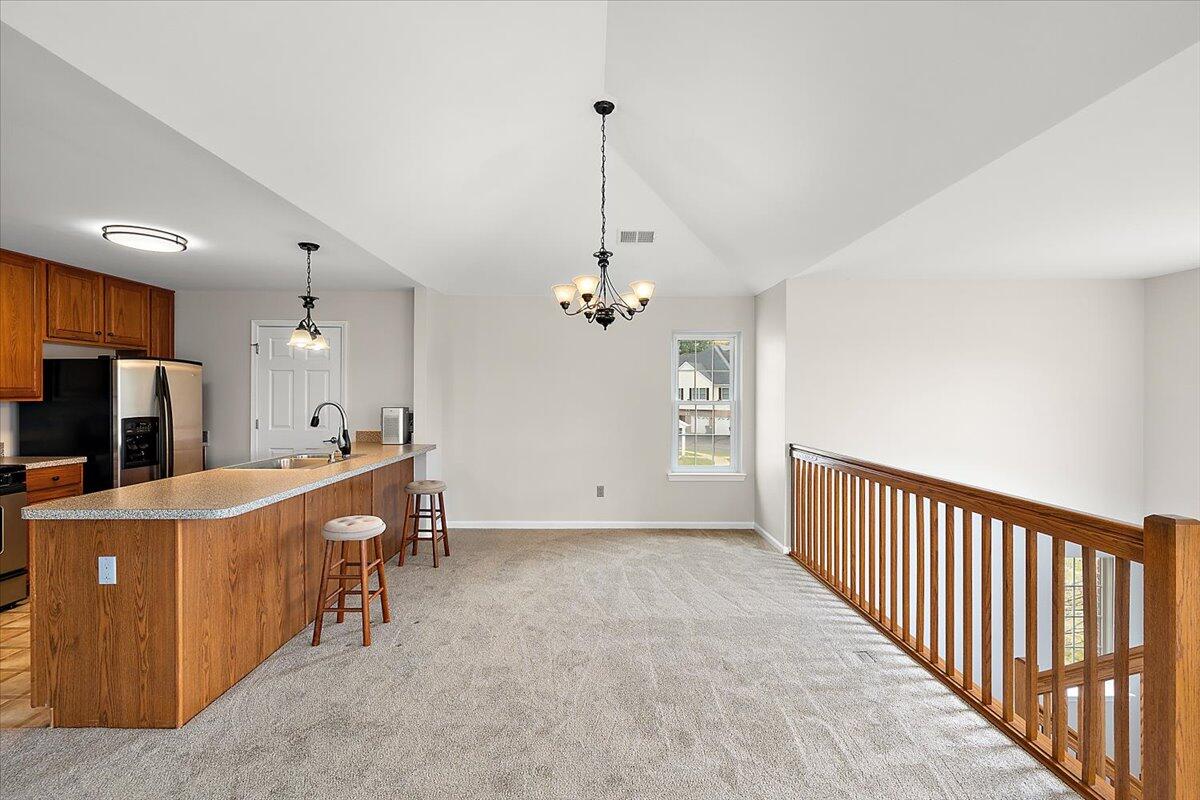 3034 Kneeland Circle