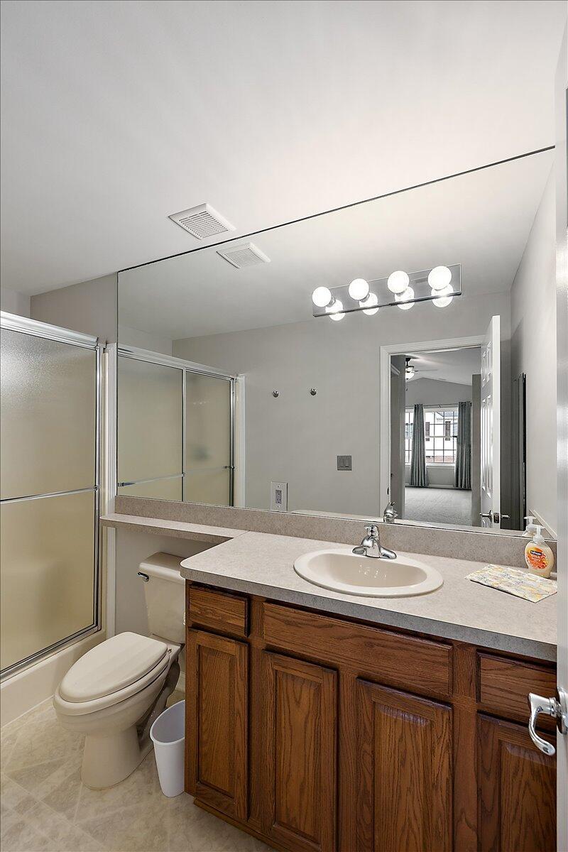 3034 Kneeland Circle