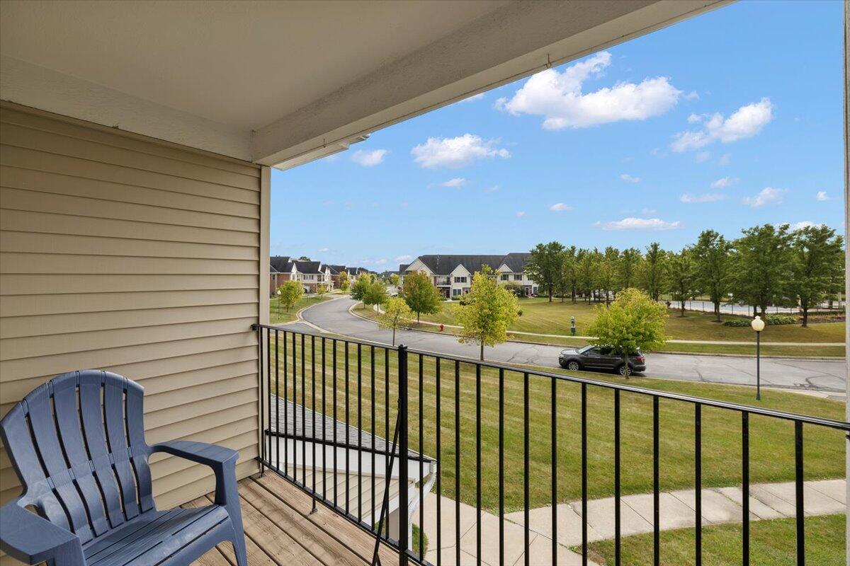 3034 Kneeland Circle