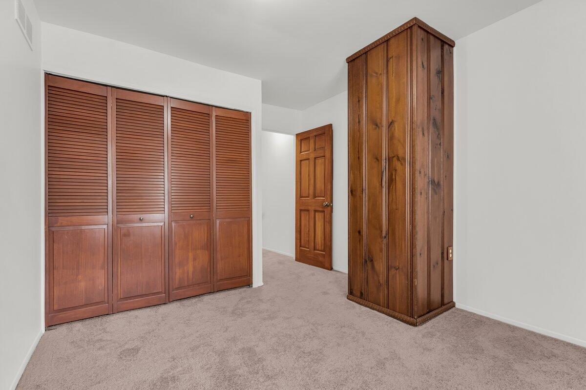 3140 Woods Circle