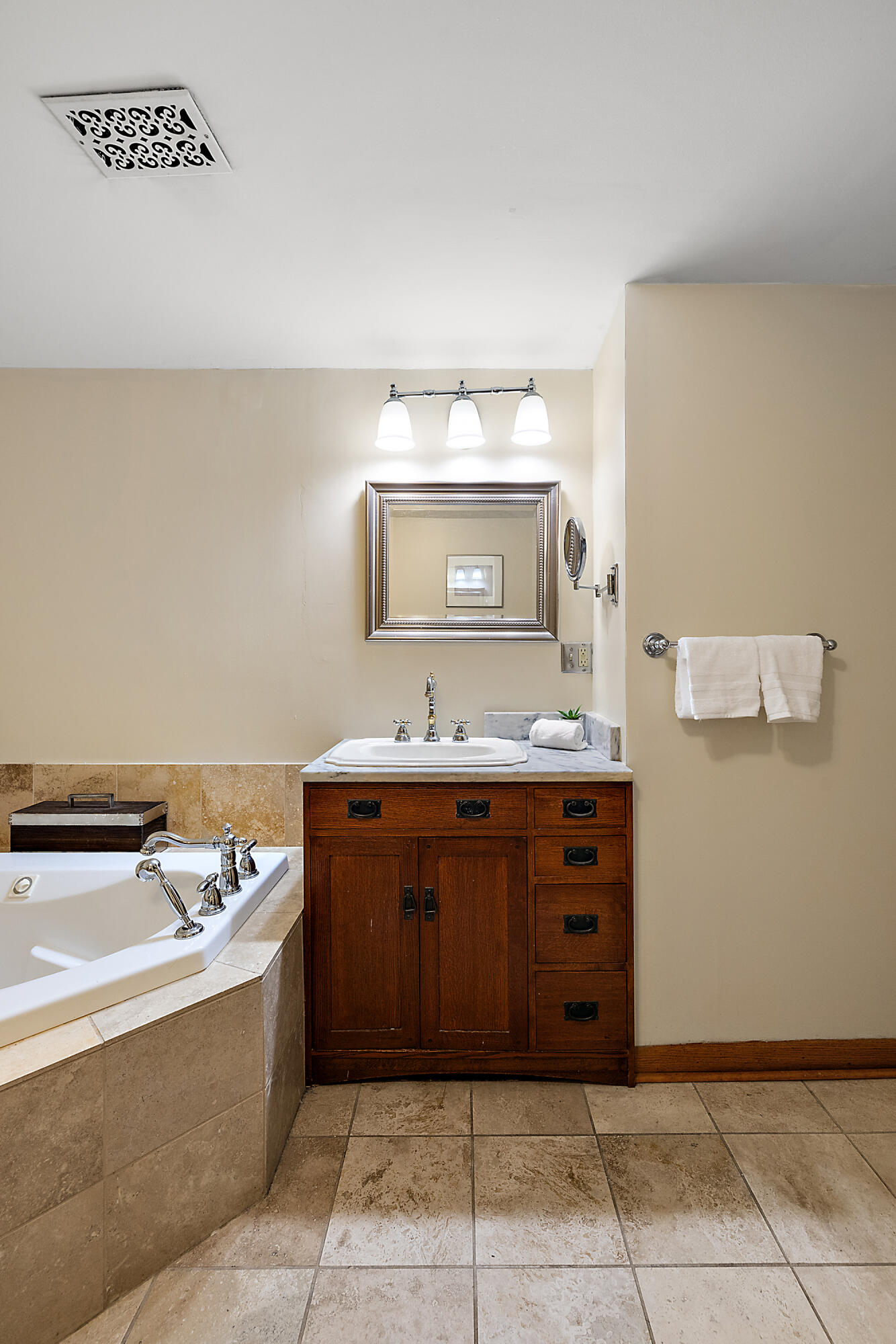 1395 Anteitam Avenue, 51