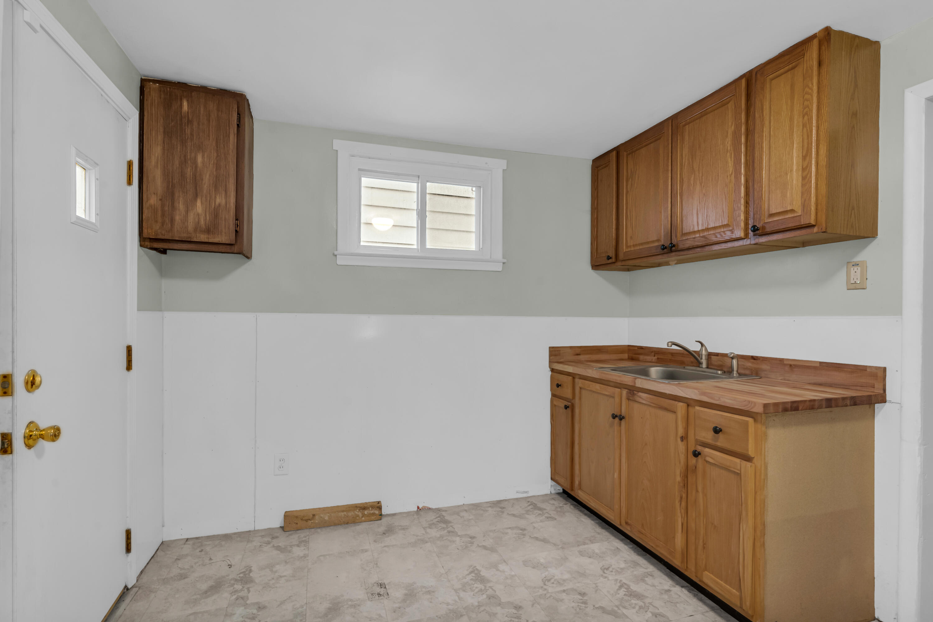 4450 Military Street