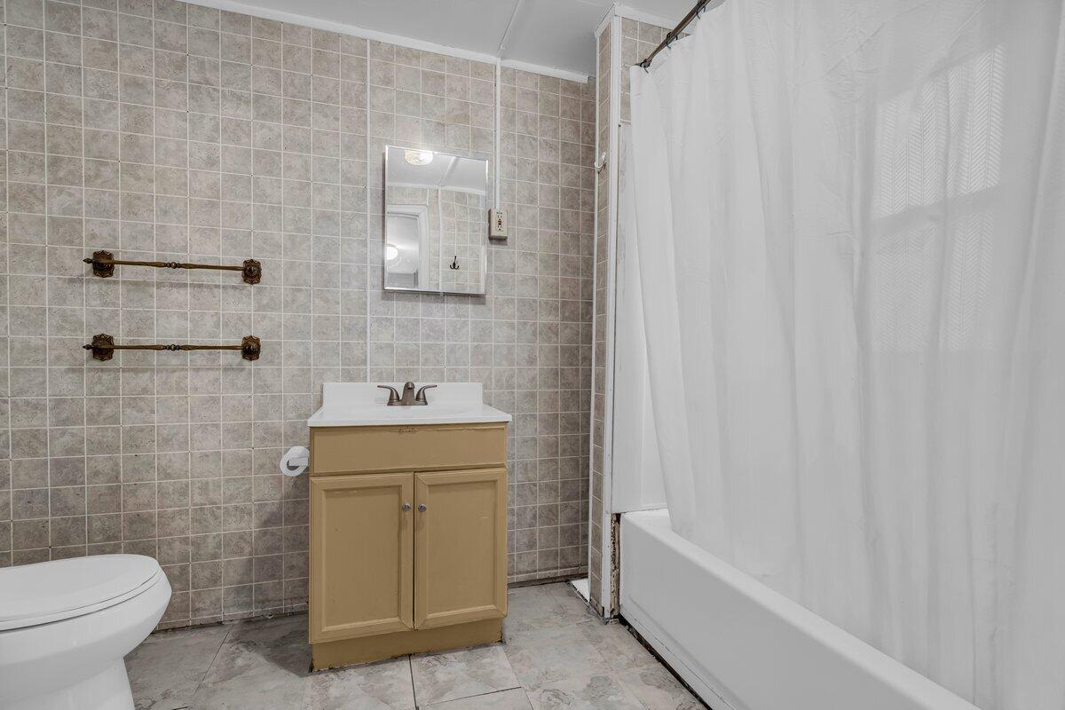 4450 Military Street