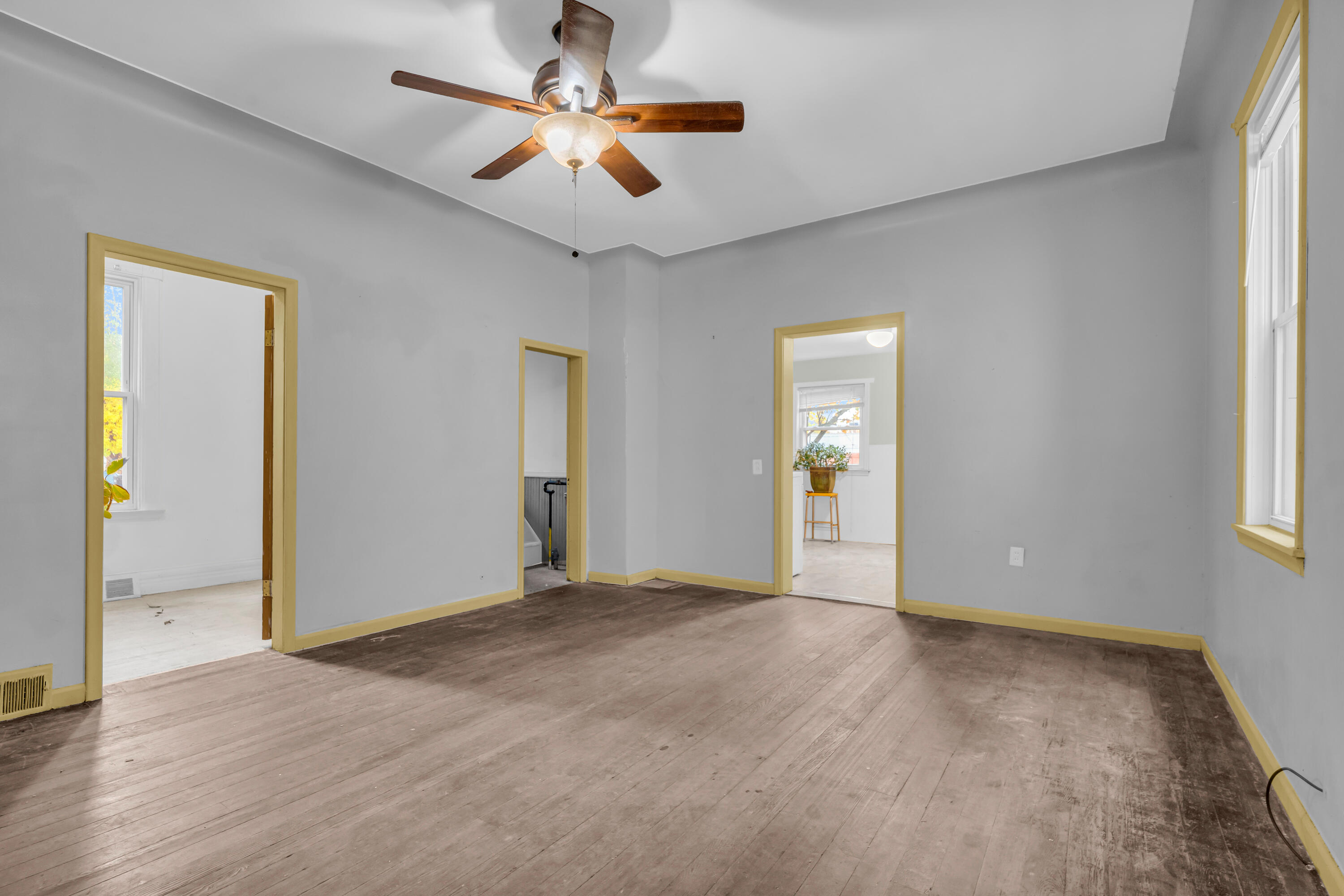 4450 Military Street